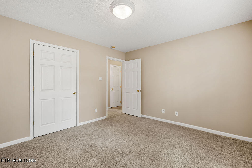 1035 Willow Creek Circle Maryville TN 37804