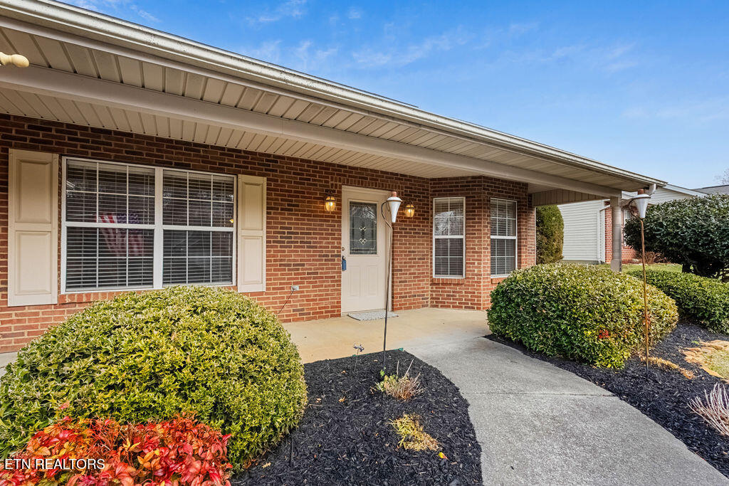 1035 Willow Creek Circle Maryville TN 37804