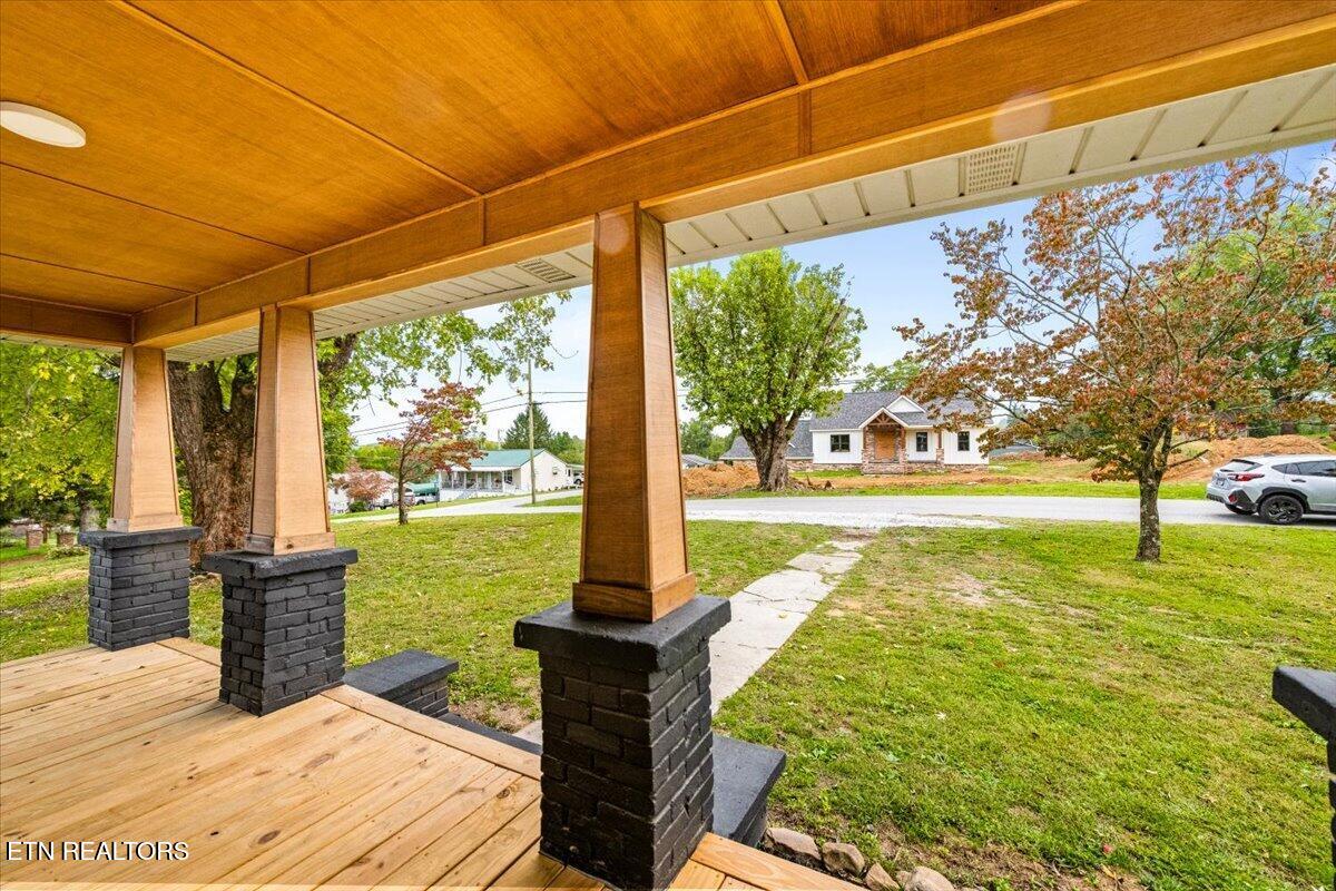 190 Butter And Egg Road Jacksboro TN 37757