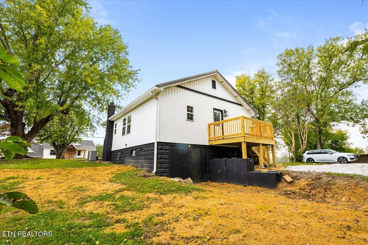 190 Butter And Egg Road Jacksboro TN 37757