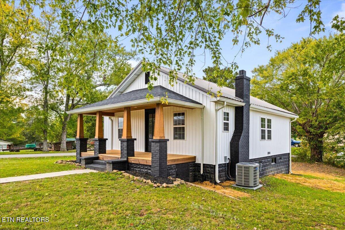 190 Butter And Egg Road Jacksboro TN 37757