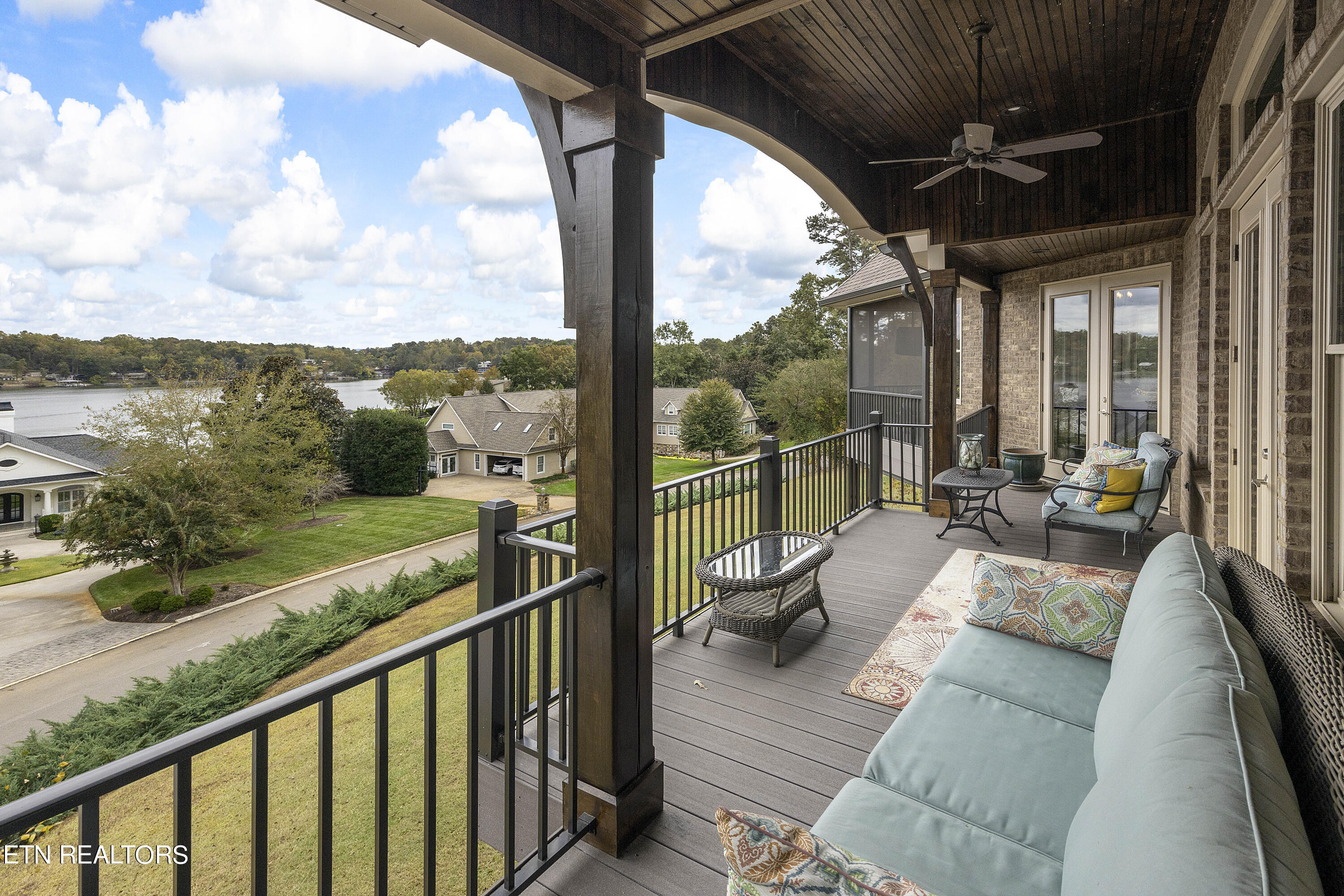 110 Blue Herron Drive Lenoir City TN 37772