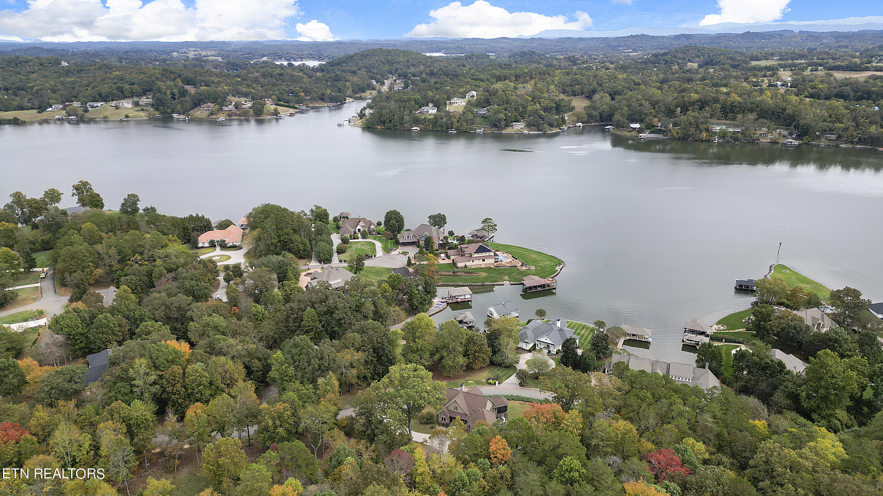 110 Blue Herron Drive Lenoir City TN 37772