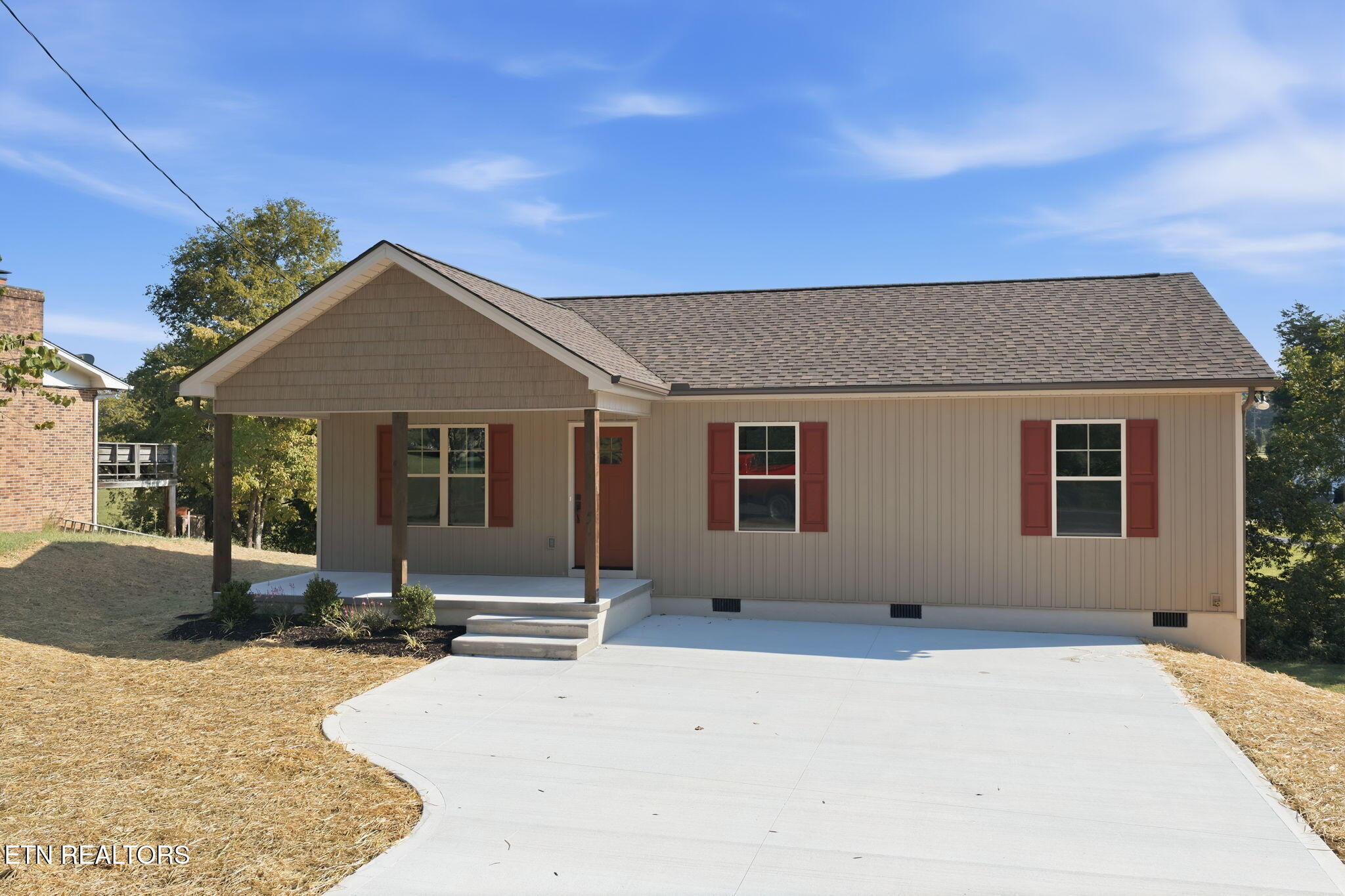 185 Brushy Valley Road Clinton TN 37716