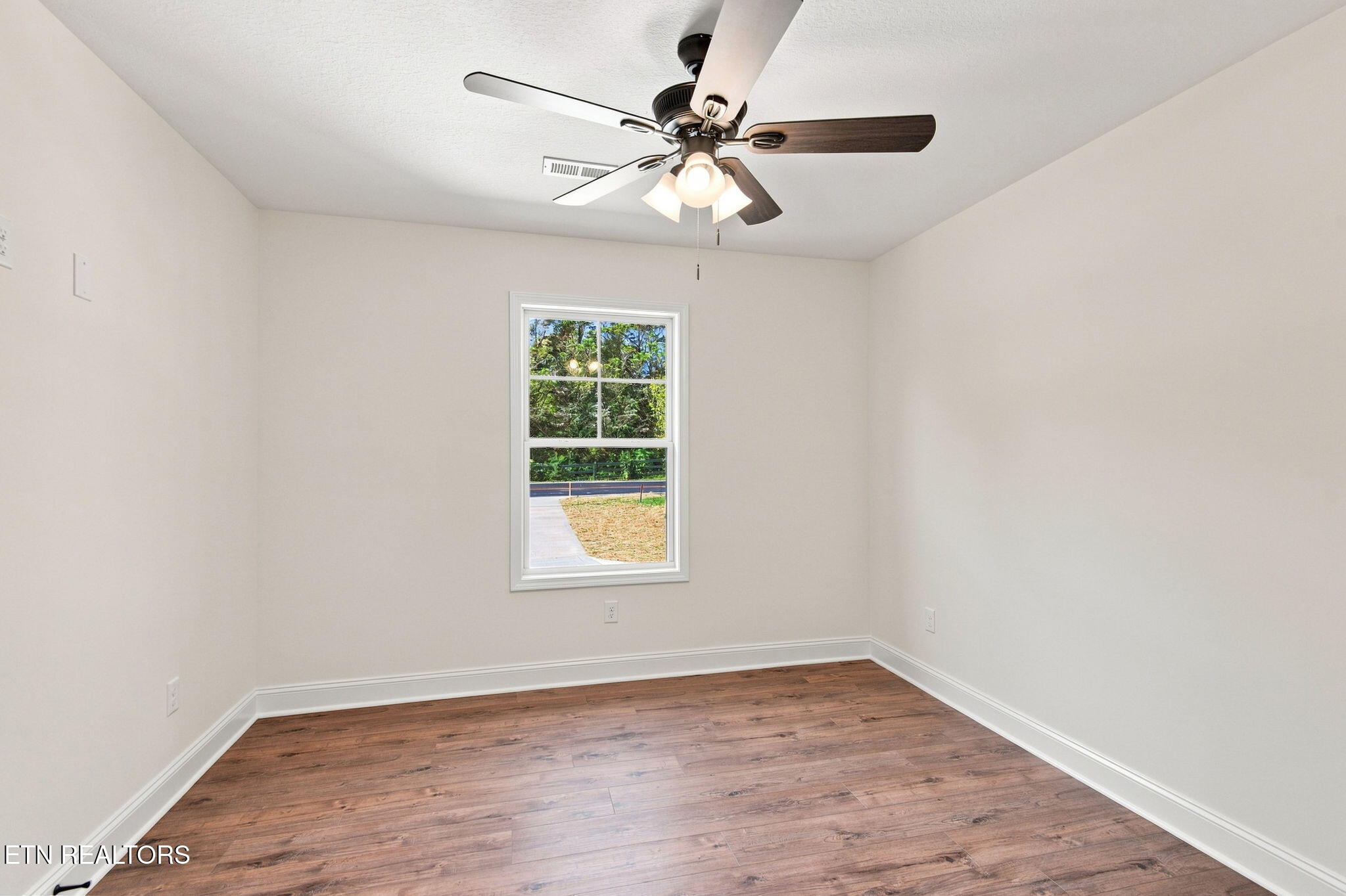 185 Brushy Valley Road Clinton TN 37716