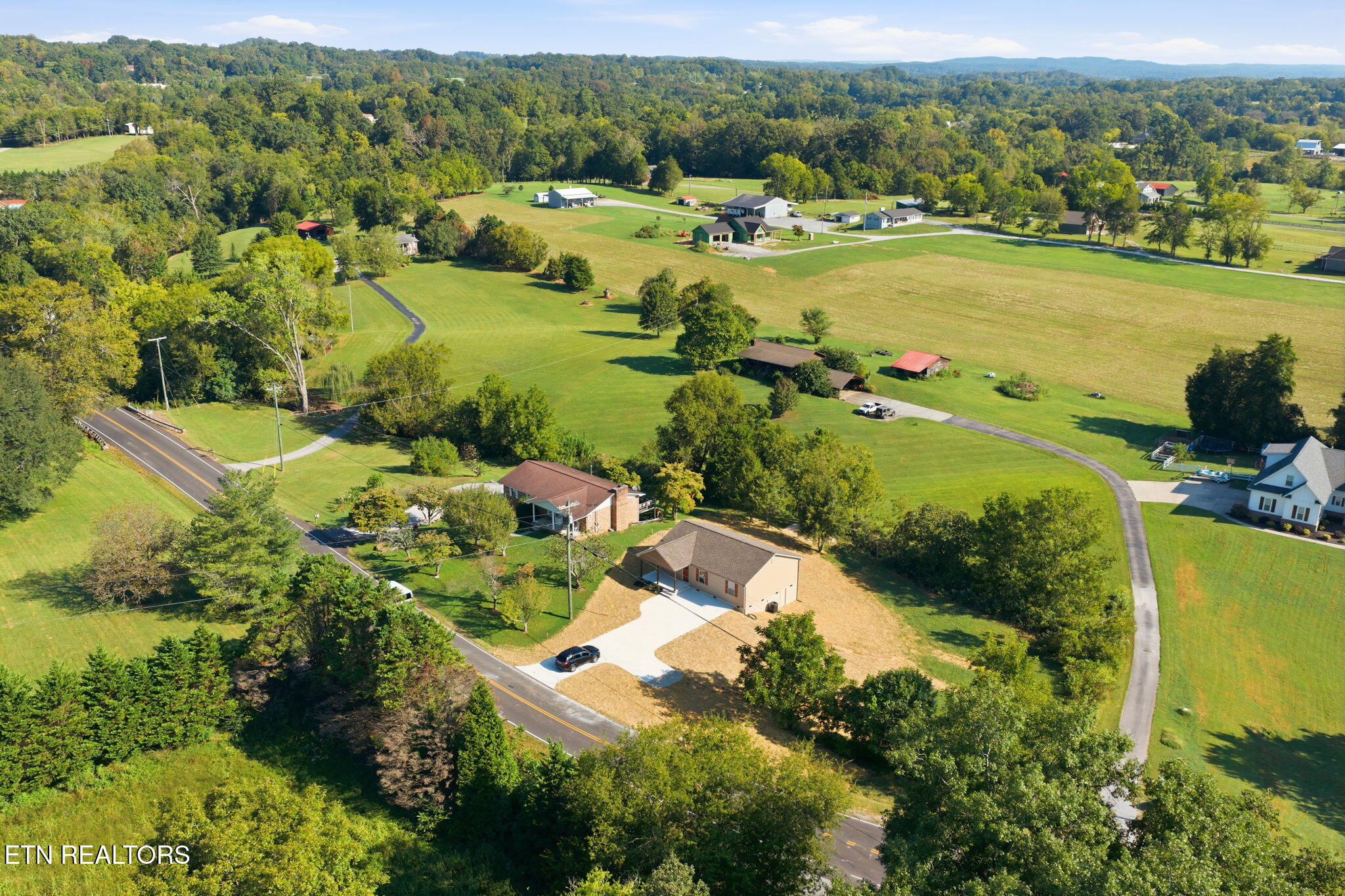 185 Brushy Valley Road Clinton TN 37716