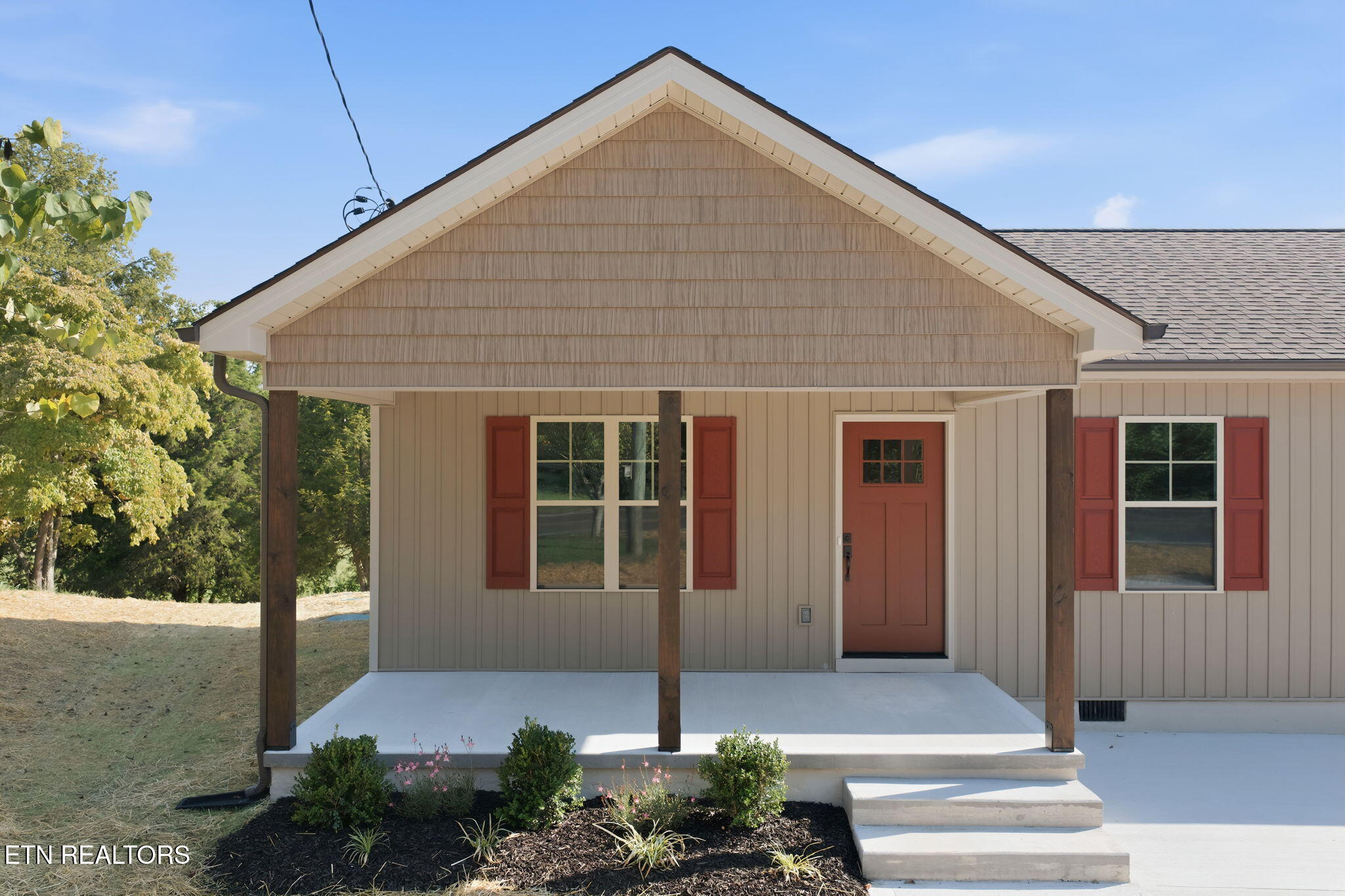 185 Brushy Valley Road Clinton TN 37716