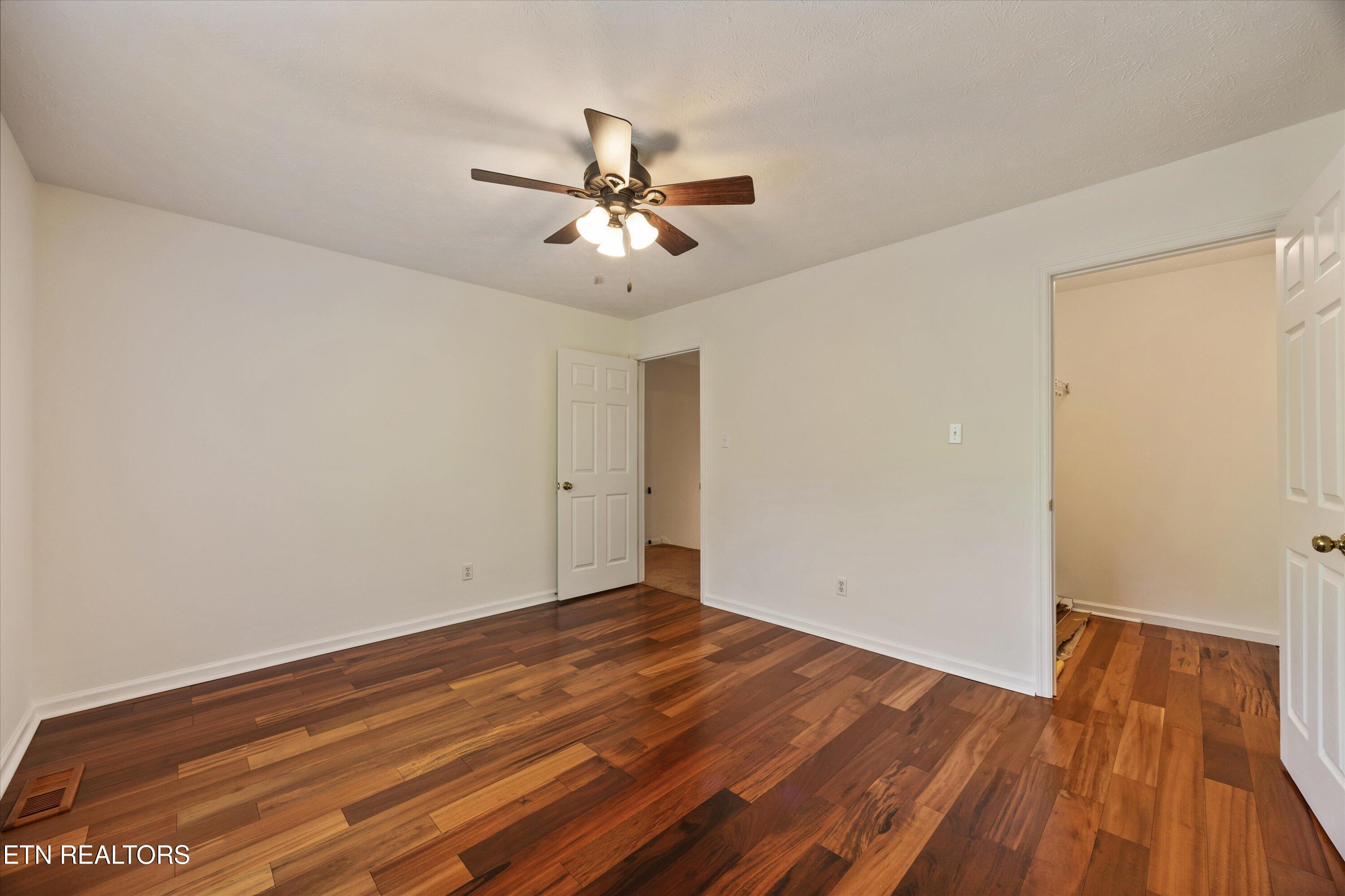 8215 Foxworth Trail Powell TN 37849