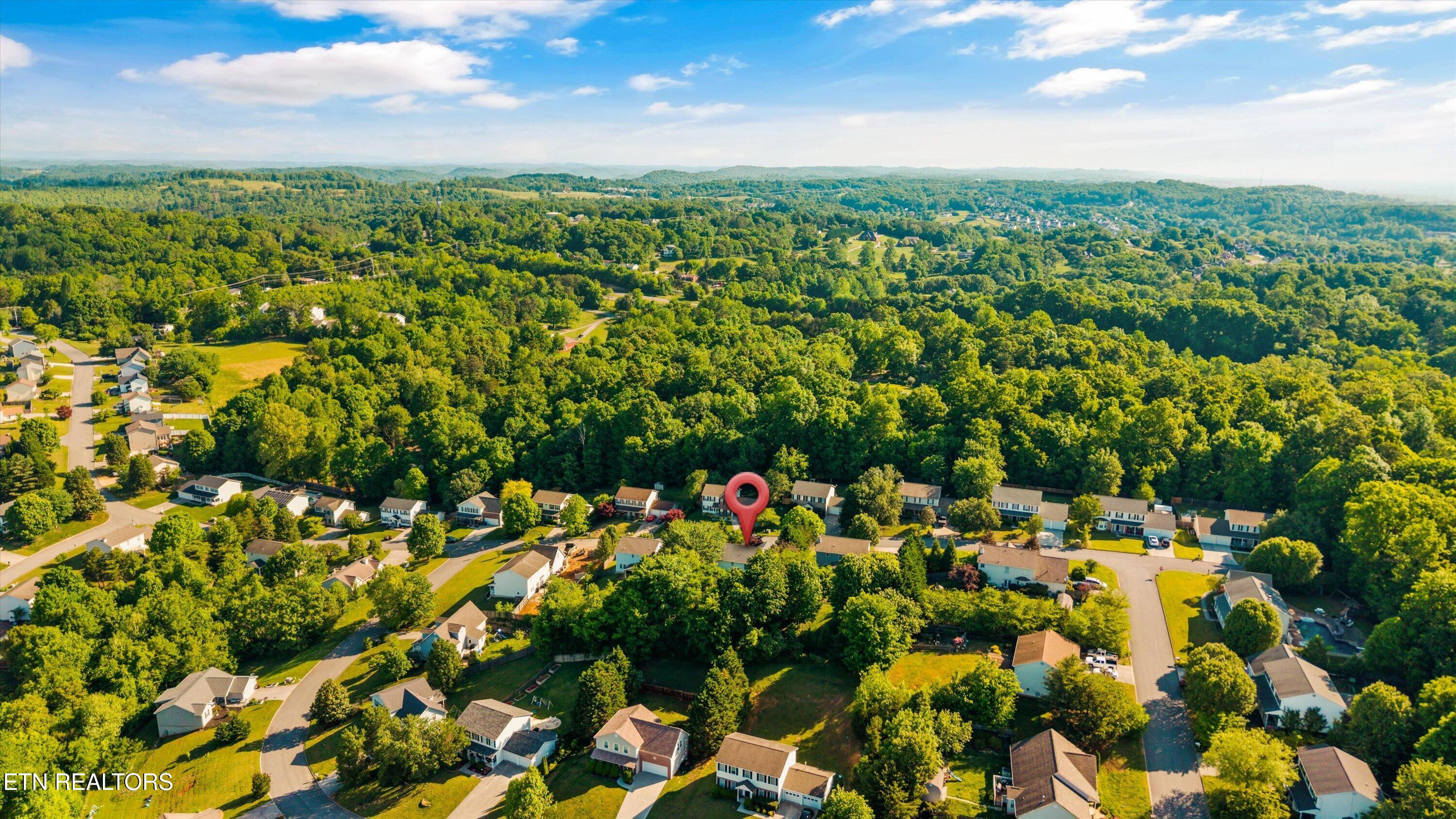 8215 Foxworth Trail Powell TN 37849