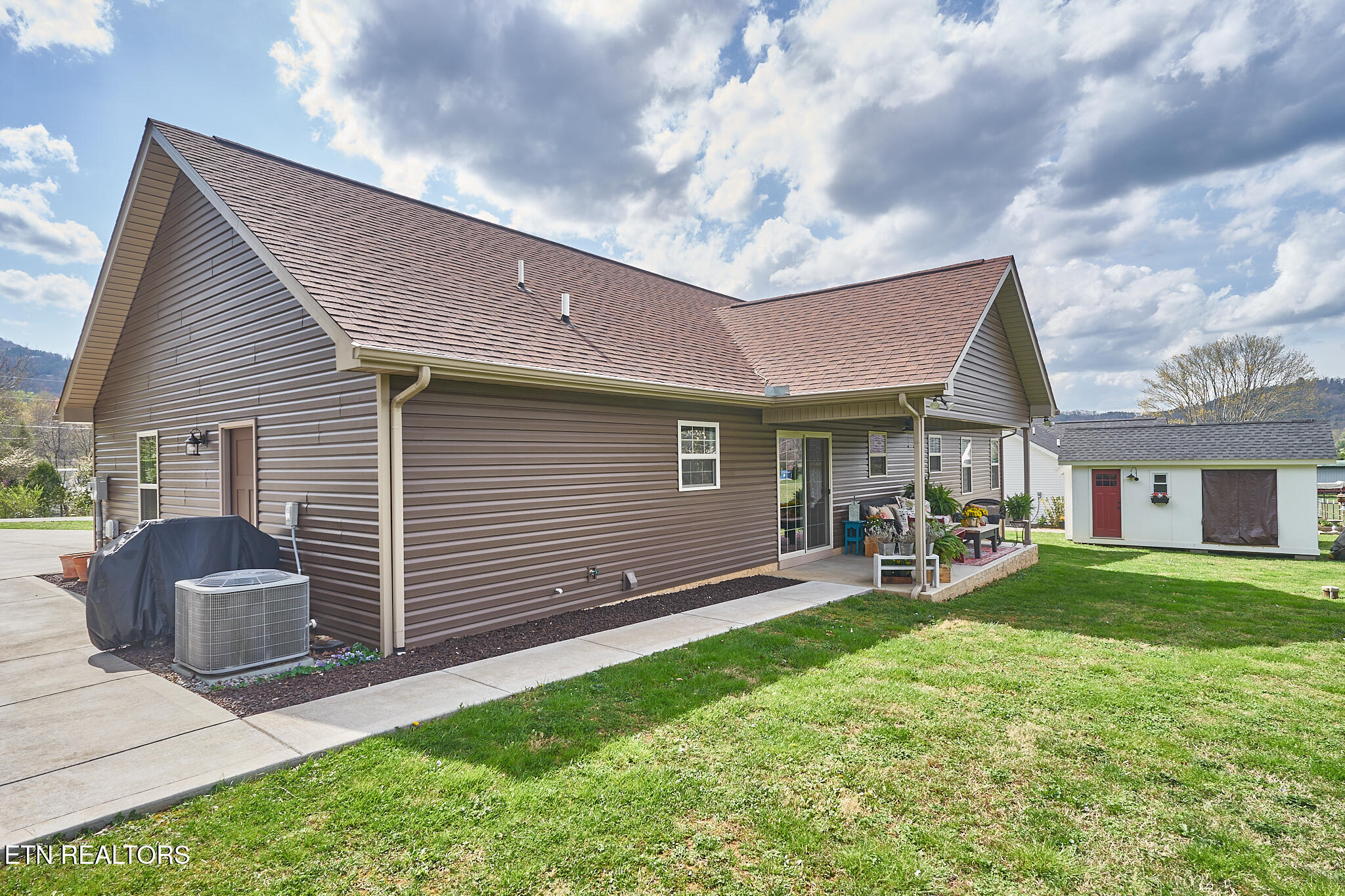 3623 Shelby Drive Sevierville TN 37862