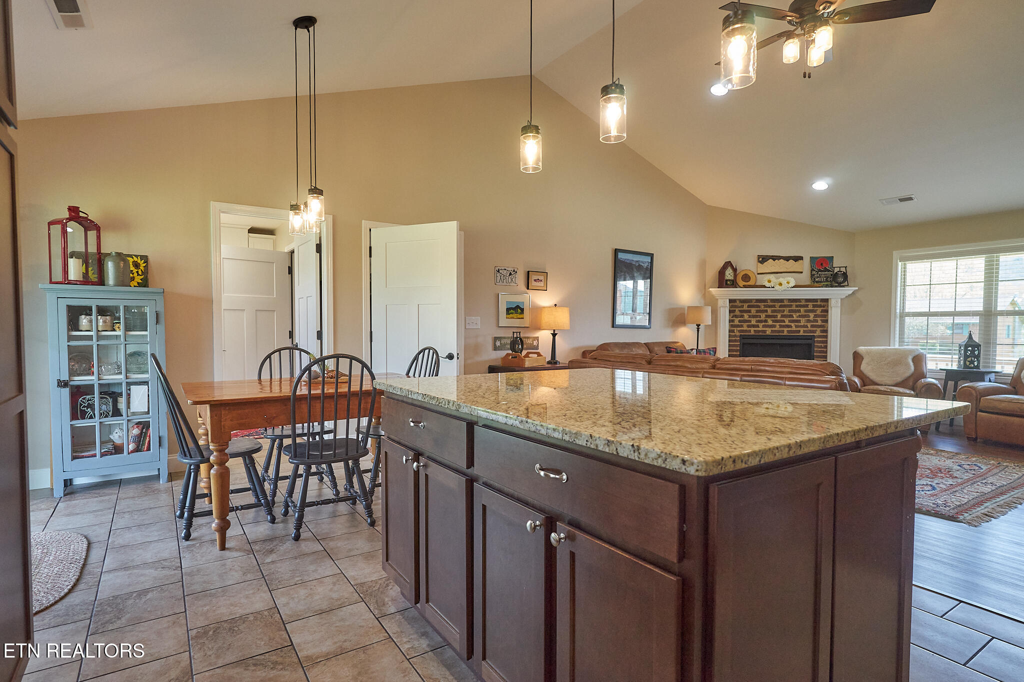 3623 Shelby Drive Sevierville TN 37862
