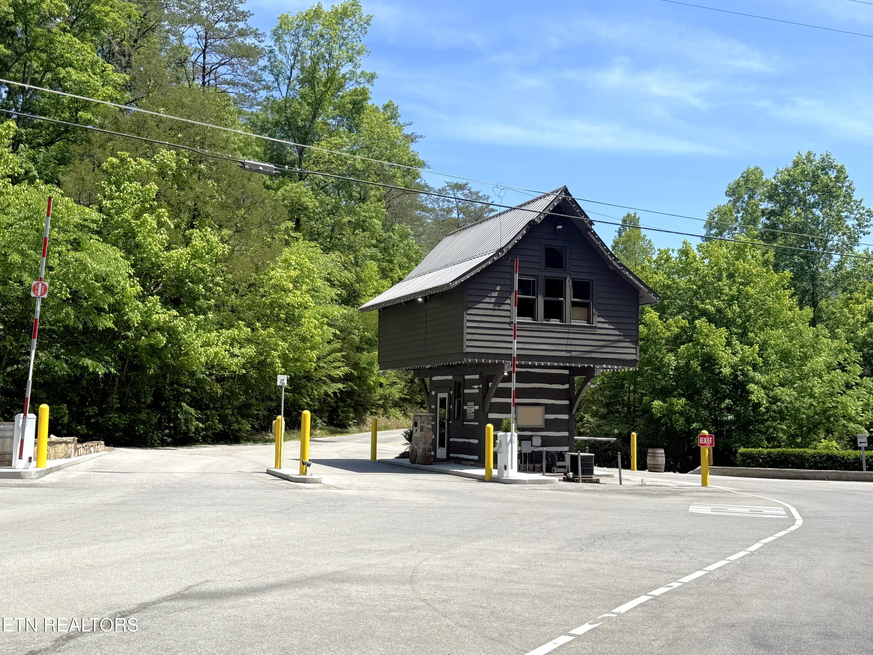 126 Cutter Gap Road Townsend TN 37882