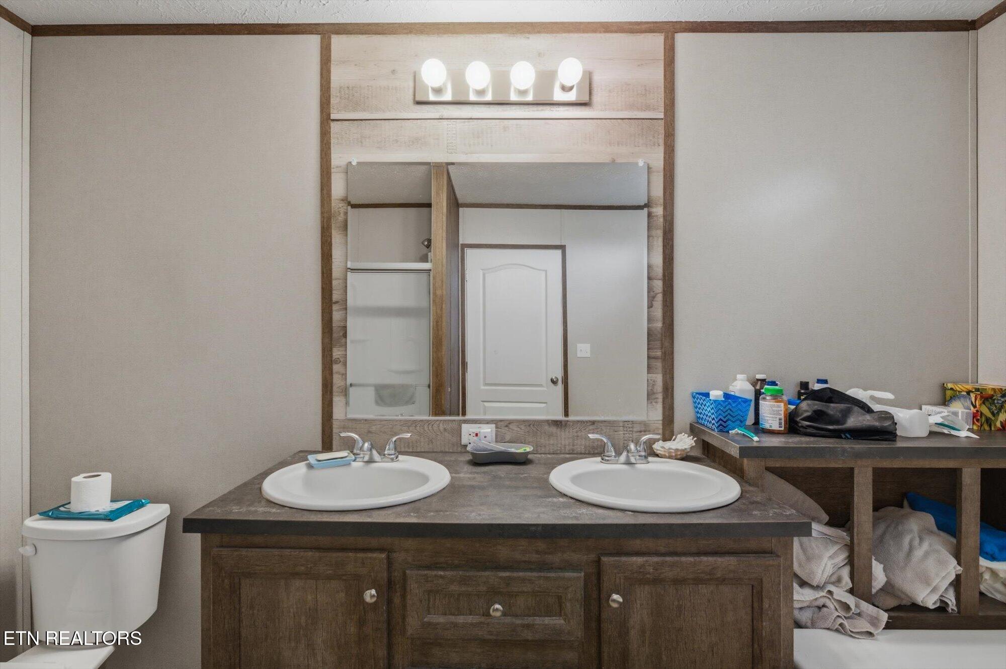 183 Upton Road Sweetwater TN 37874