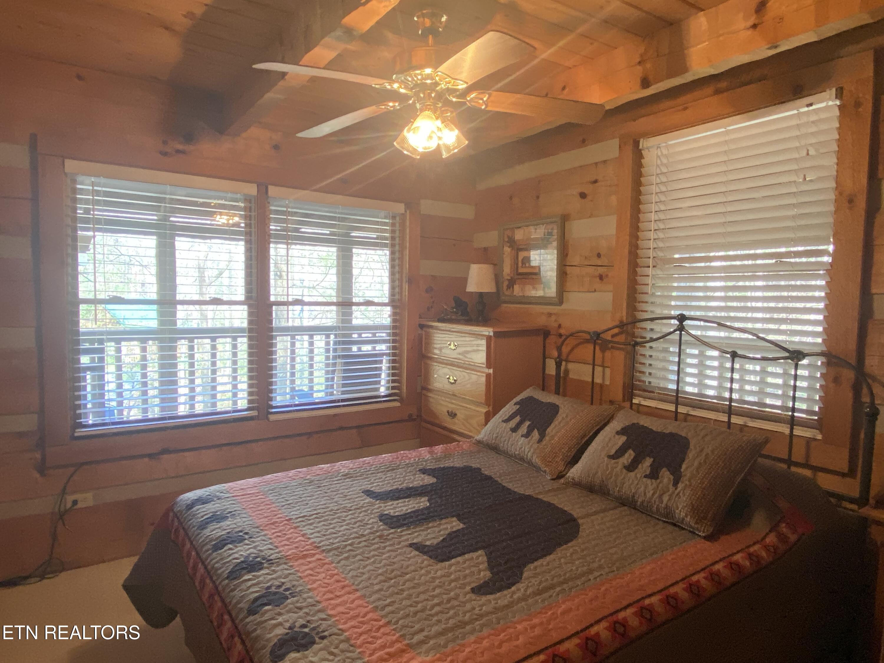 2601 Black Bear Lane Sevierville TN 37876