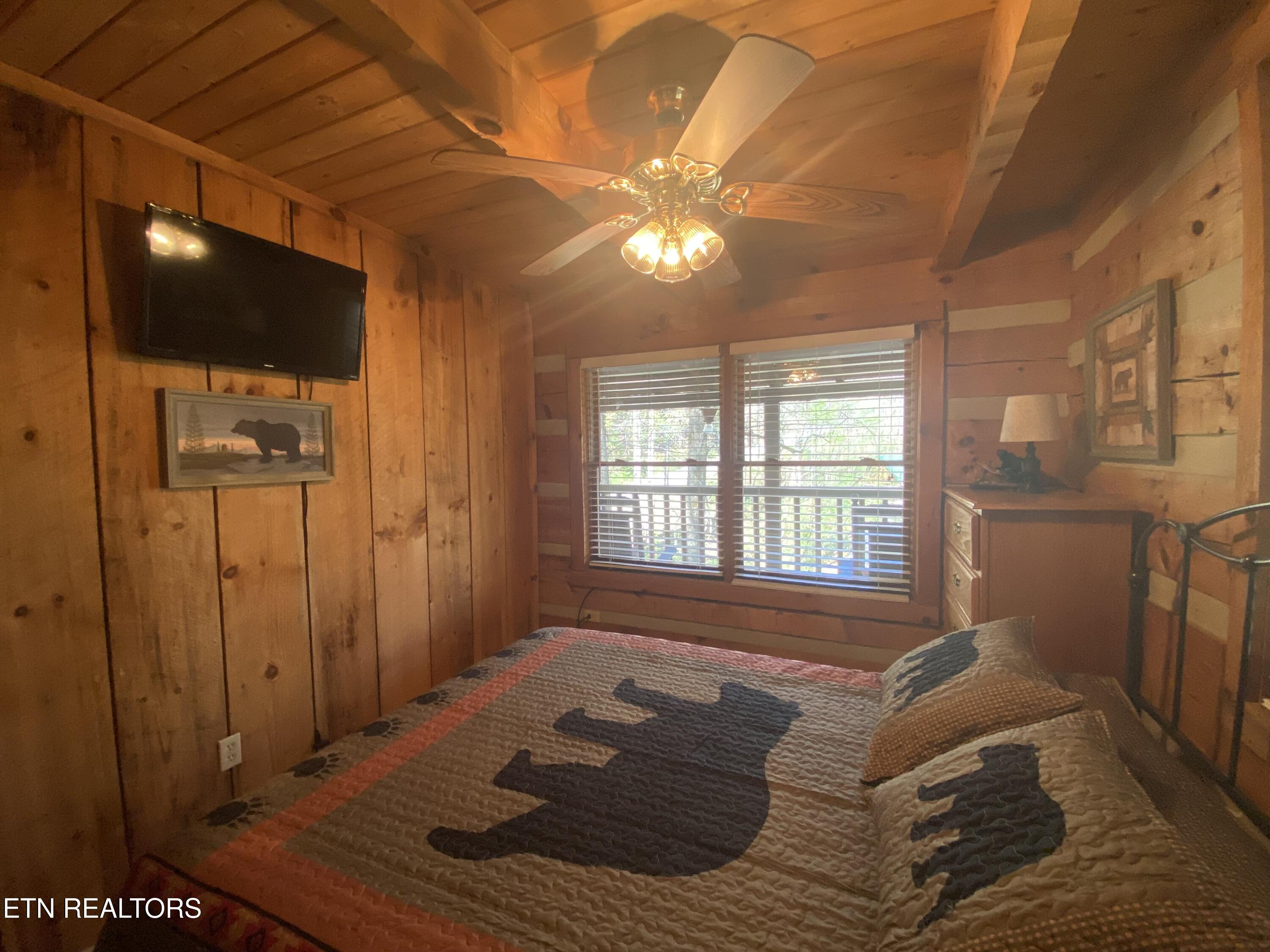 2601 Black Bear Lane Sevierville TN 37876