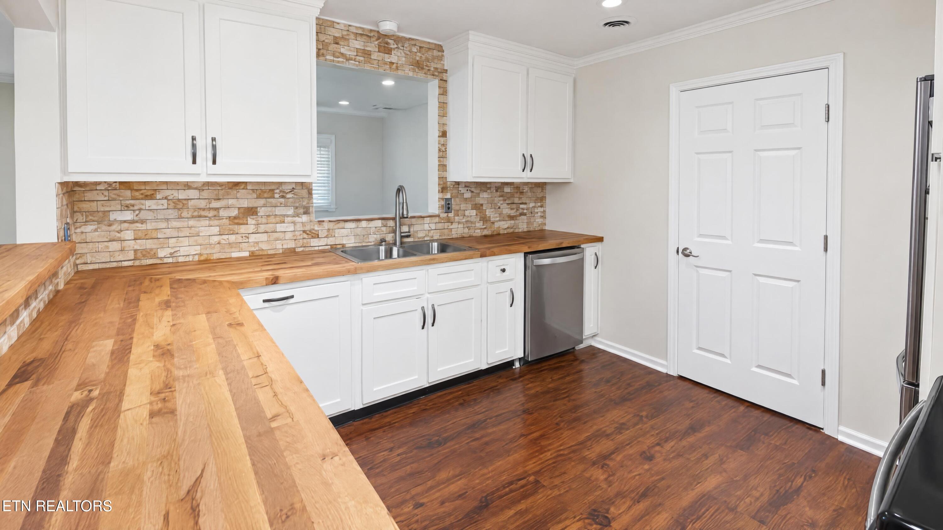 2539 Buffat Mill Road Knoxville TN 37917
