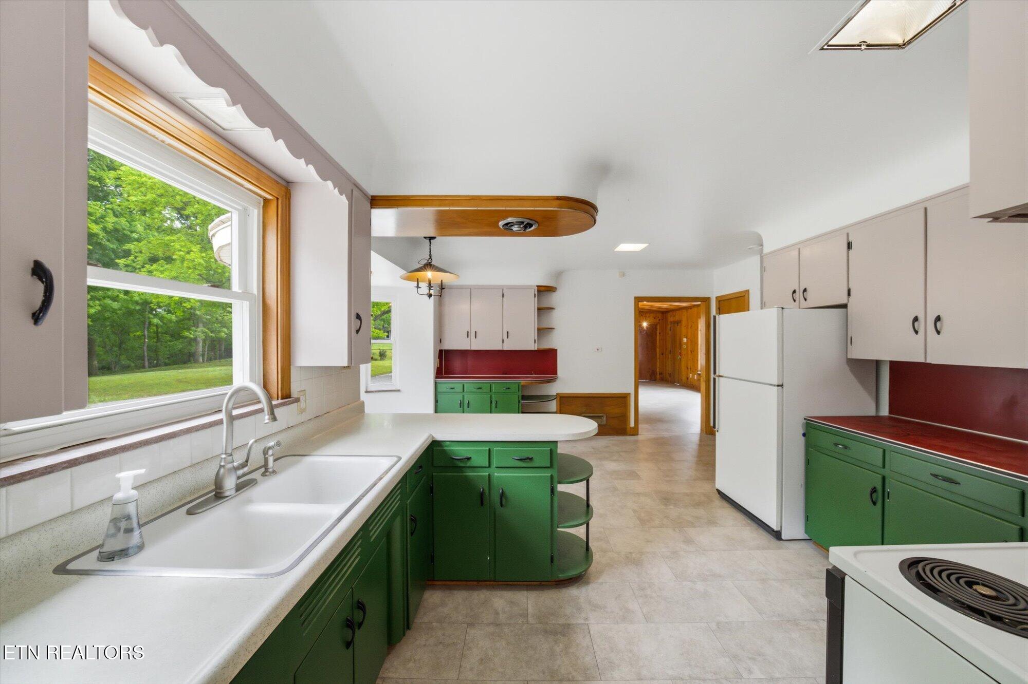 5215 E Sunset Road Knoxville TN 37914