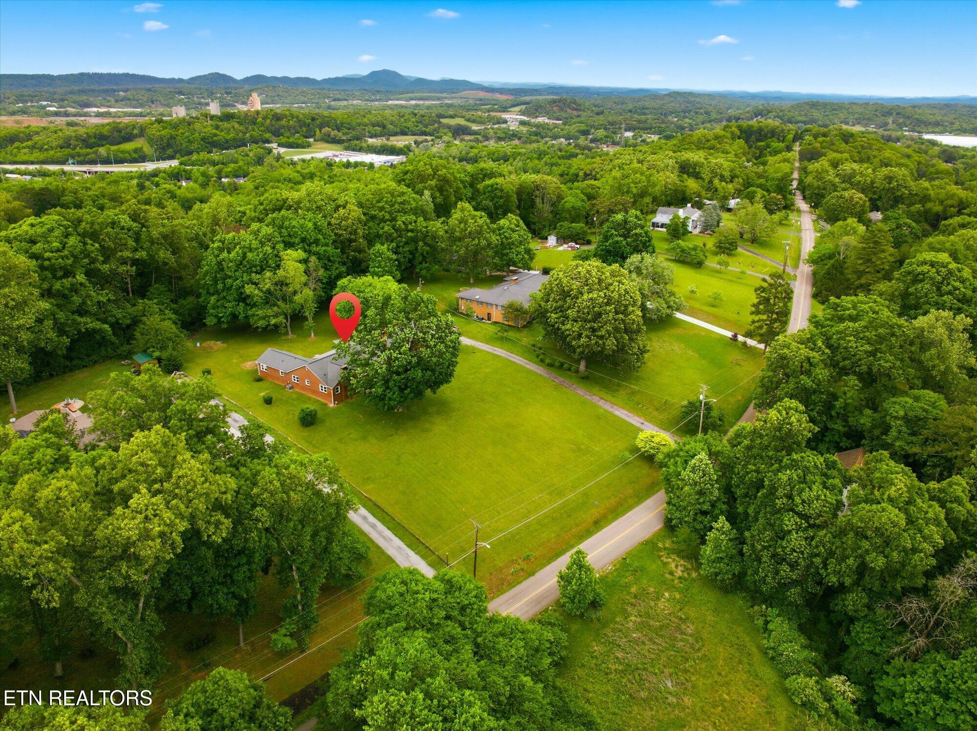 5215 E Sunset Road Knoxville TN 37914