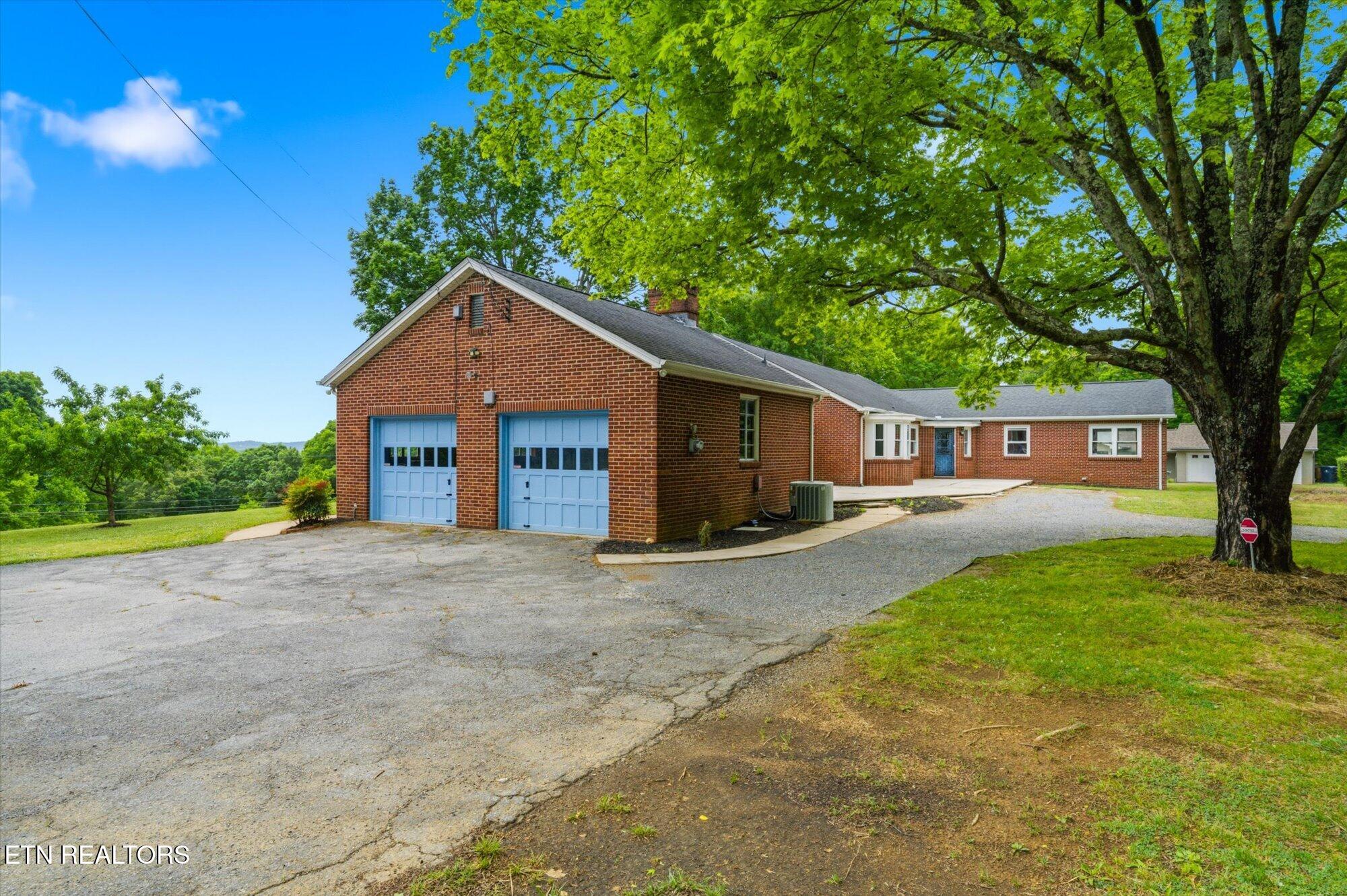 5215 E Sunset Road Knoxville TN 37914