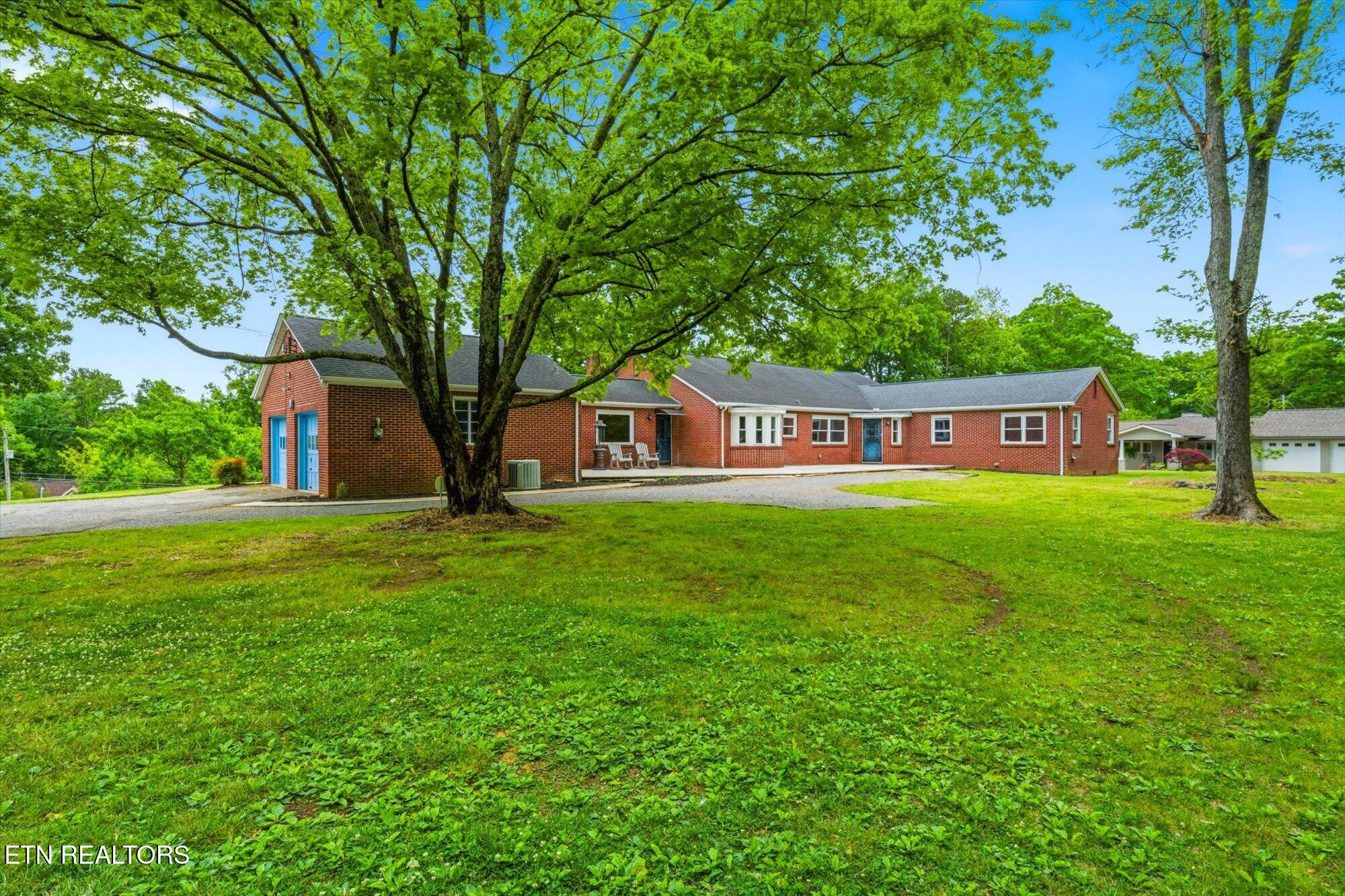 5215 E Sunset Road Knoxville TN 37914