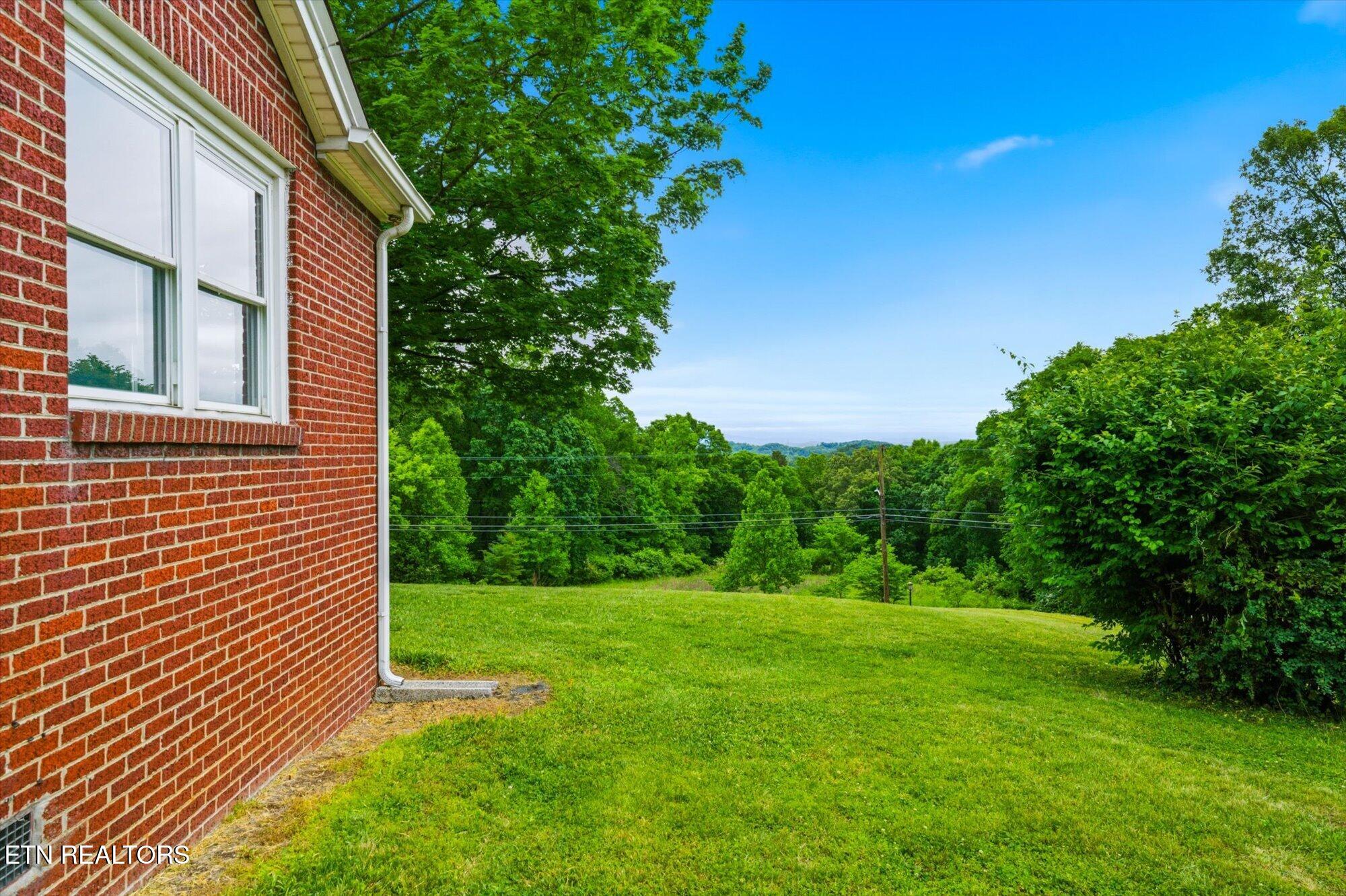 5215 E Sunset Road Knoxville TN 37914