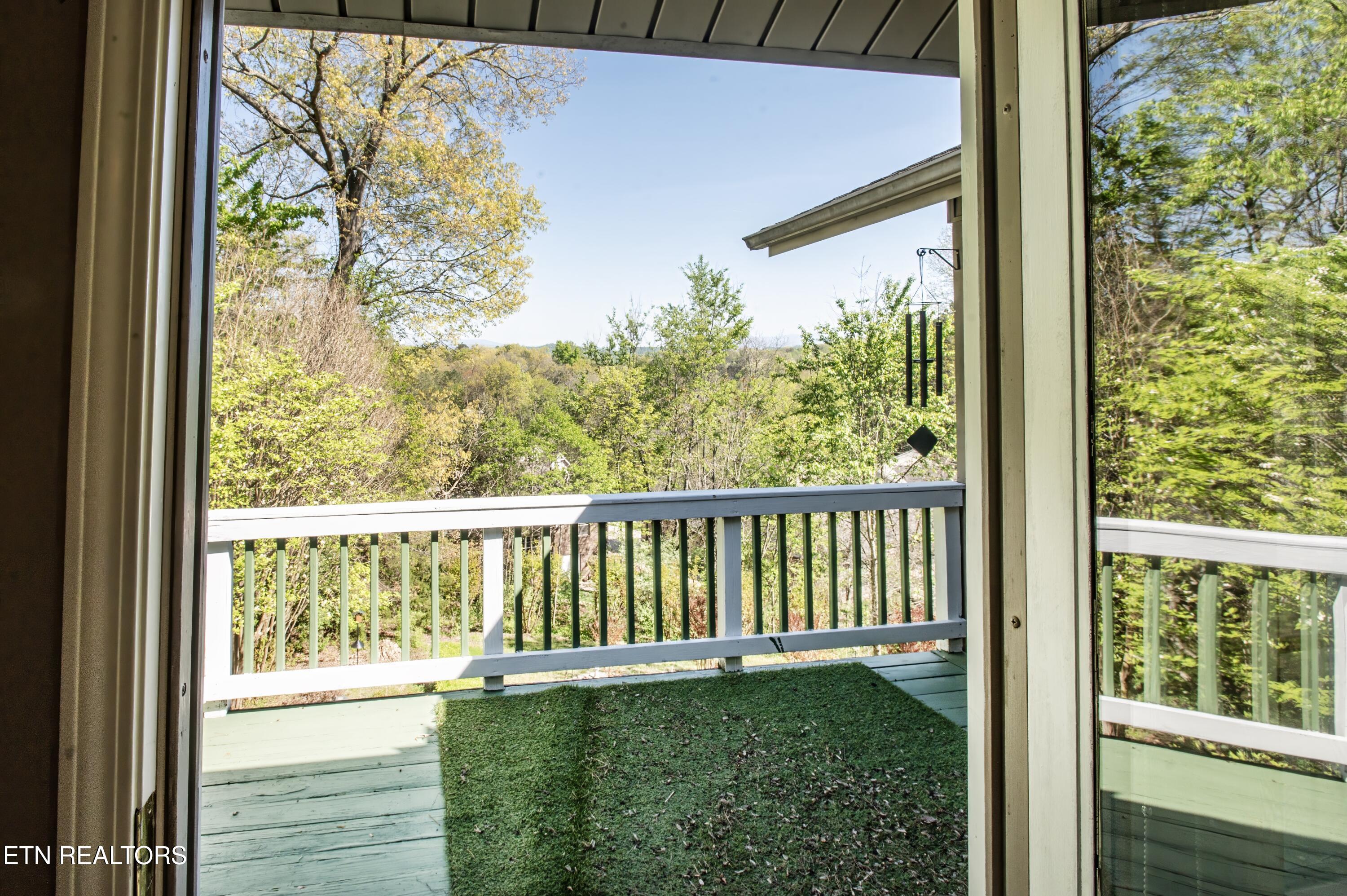 145 Chahyga Way Loudon TN 37774
