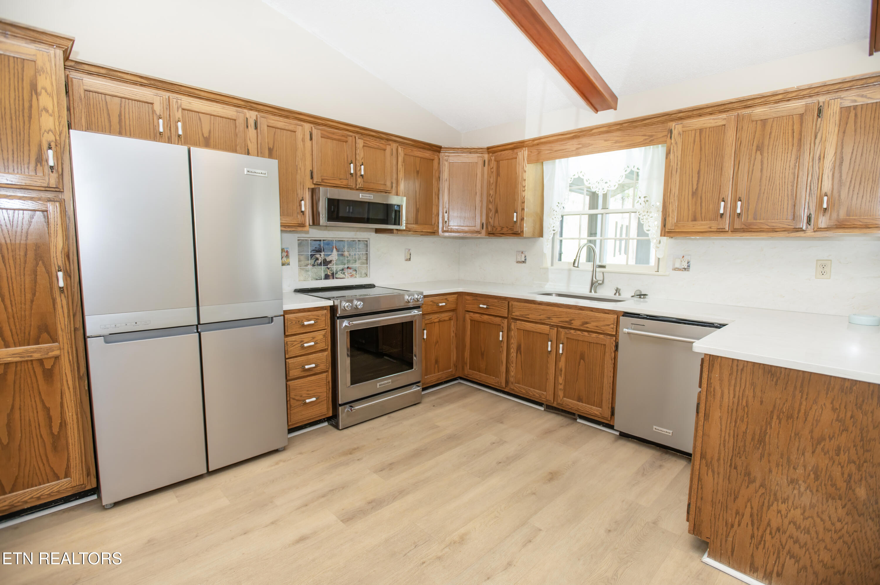 145 Chahyga Way Loudon TN 37774
