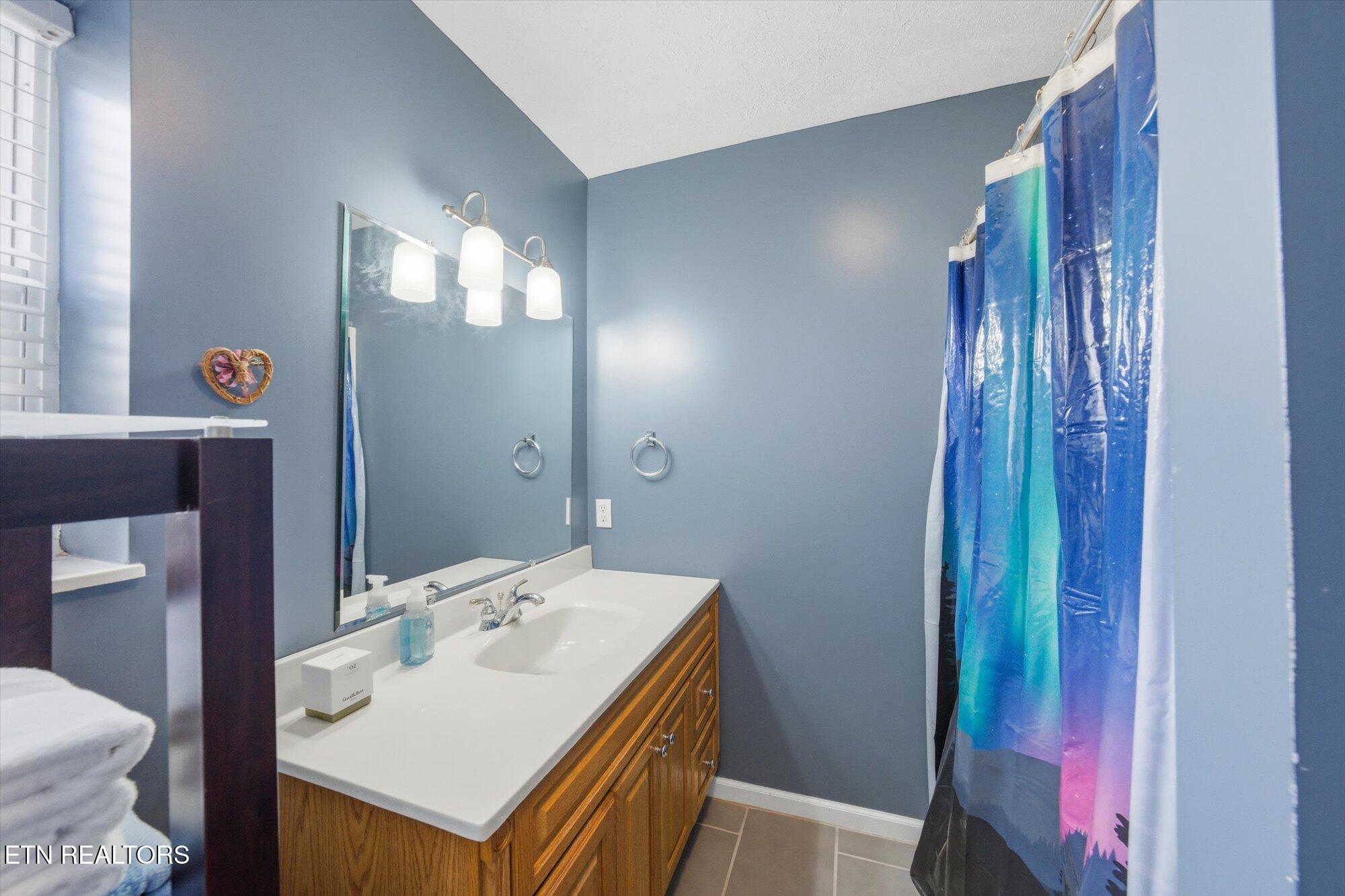 411 Meadowbreeze Road Corryton TN 37721