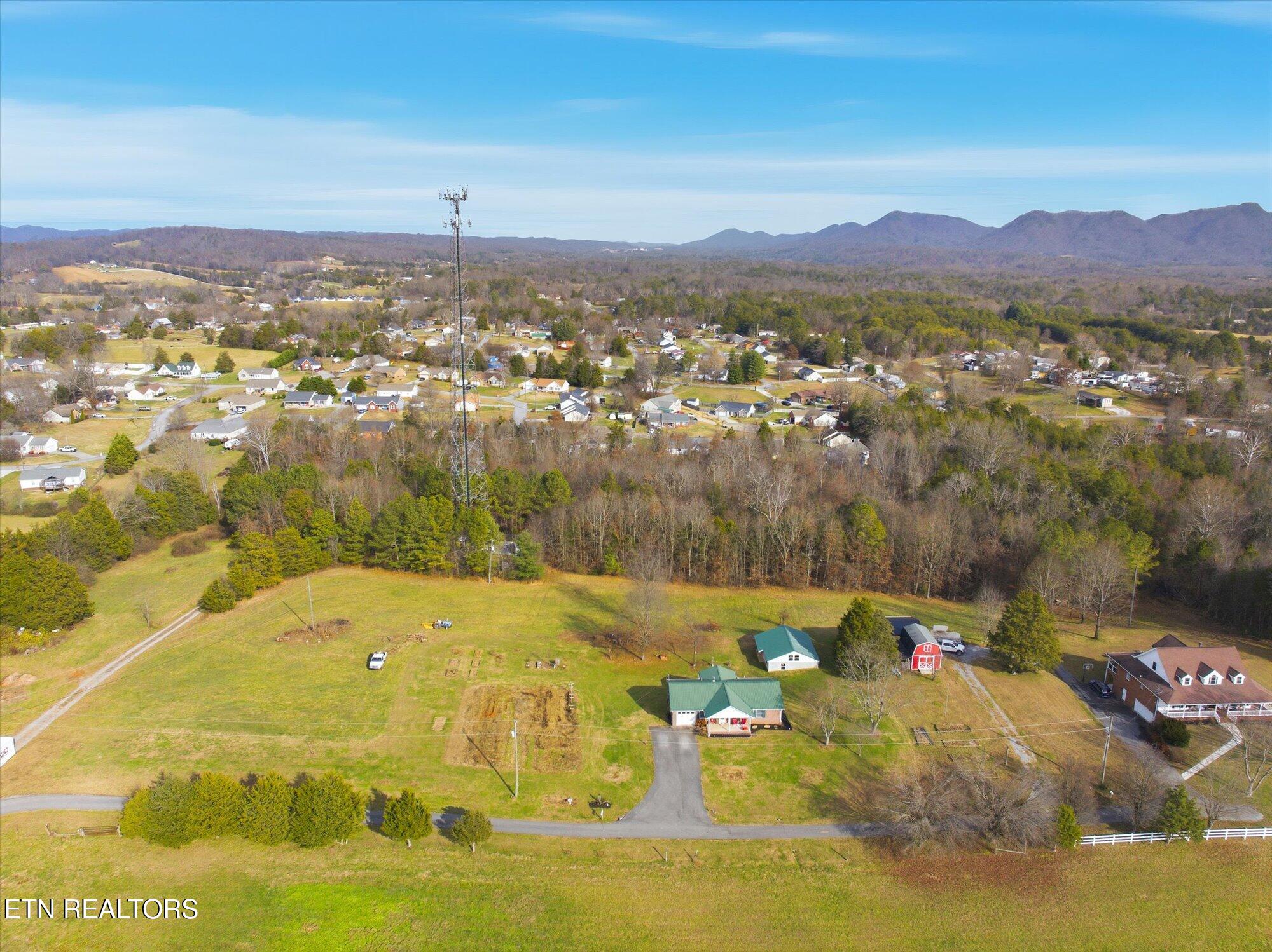 411 Meadowbreeze Road Corryton TN 37721