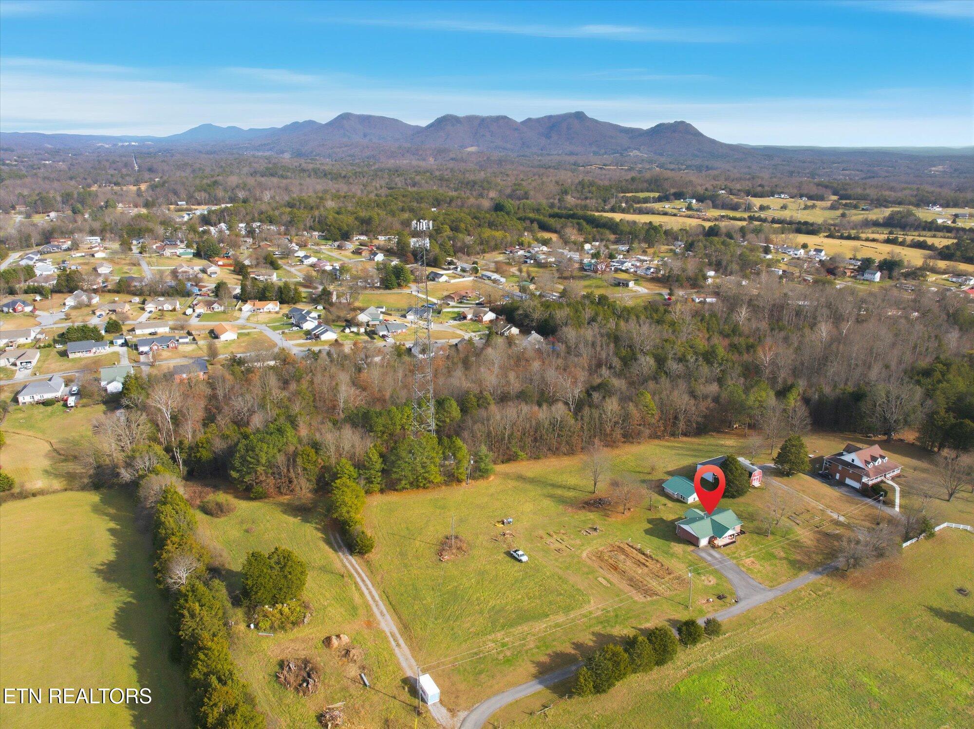 411 Meadowbreeze Road Corryton TN 37721