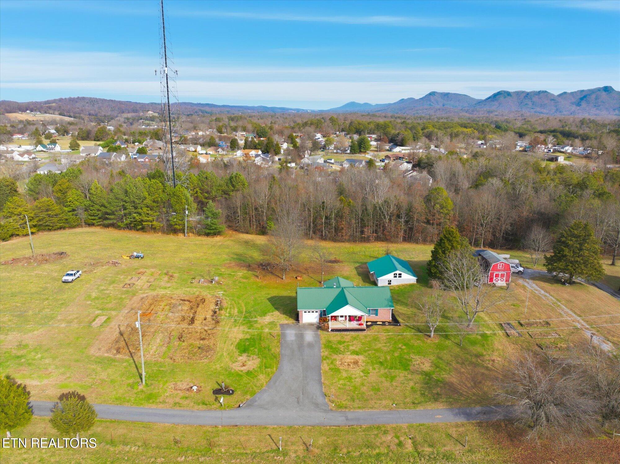 411 Meadowbreeze Road Corryton TN 37721