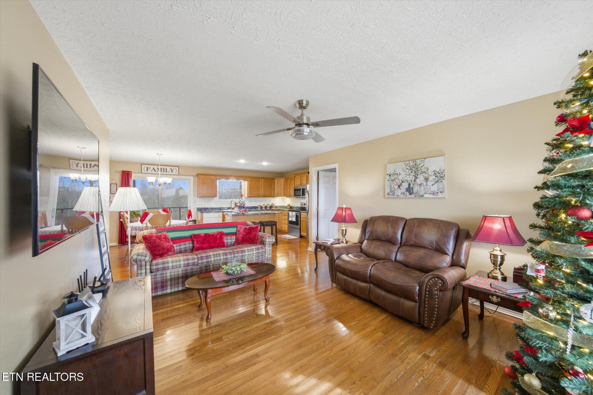 411 Meadowbreeze Road Corryton TN 37721