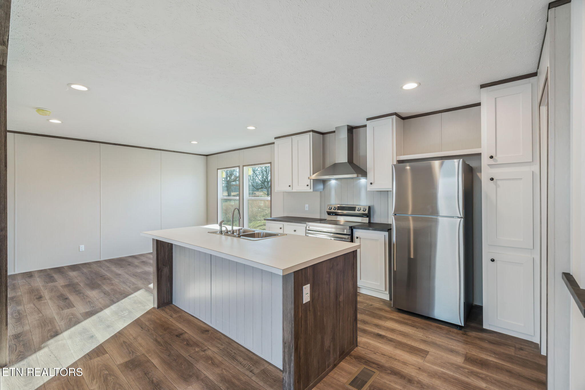 200 Laura Boling Loop Road Strawberry Plains TN 37871