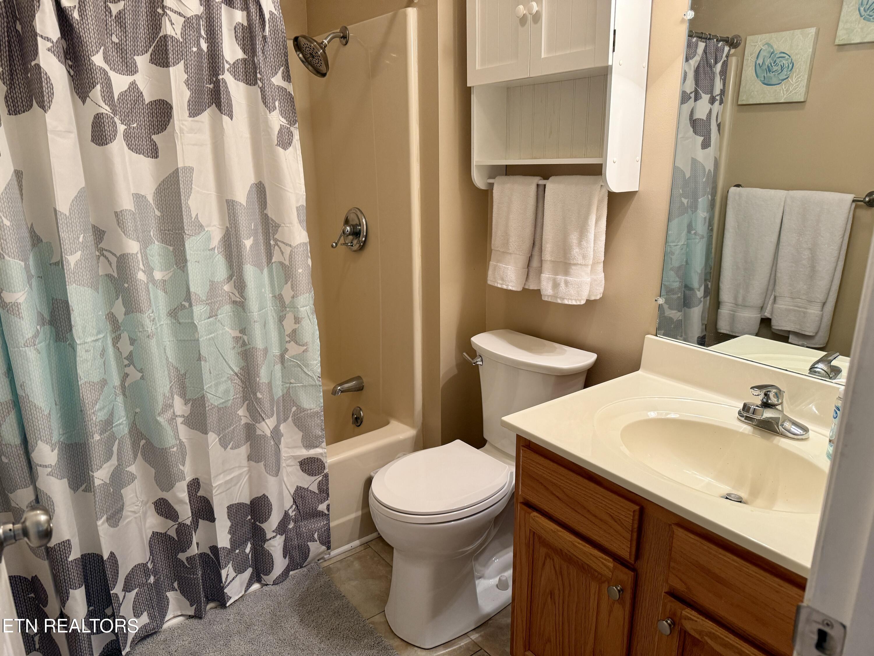 235 Van Stowe Road Harriman TN 37748