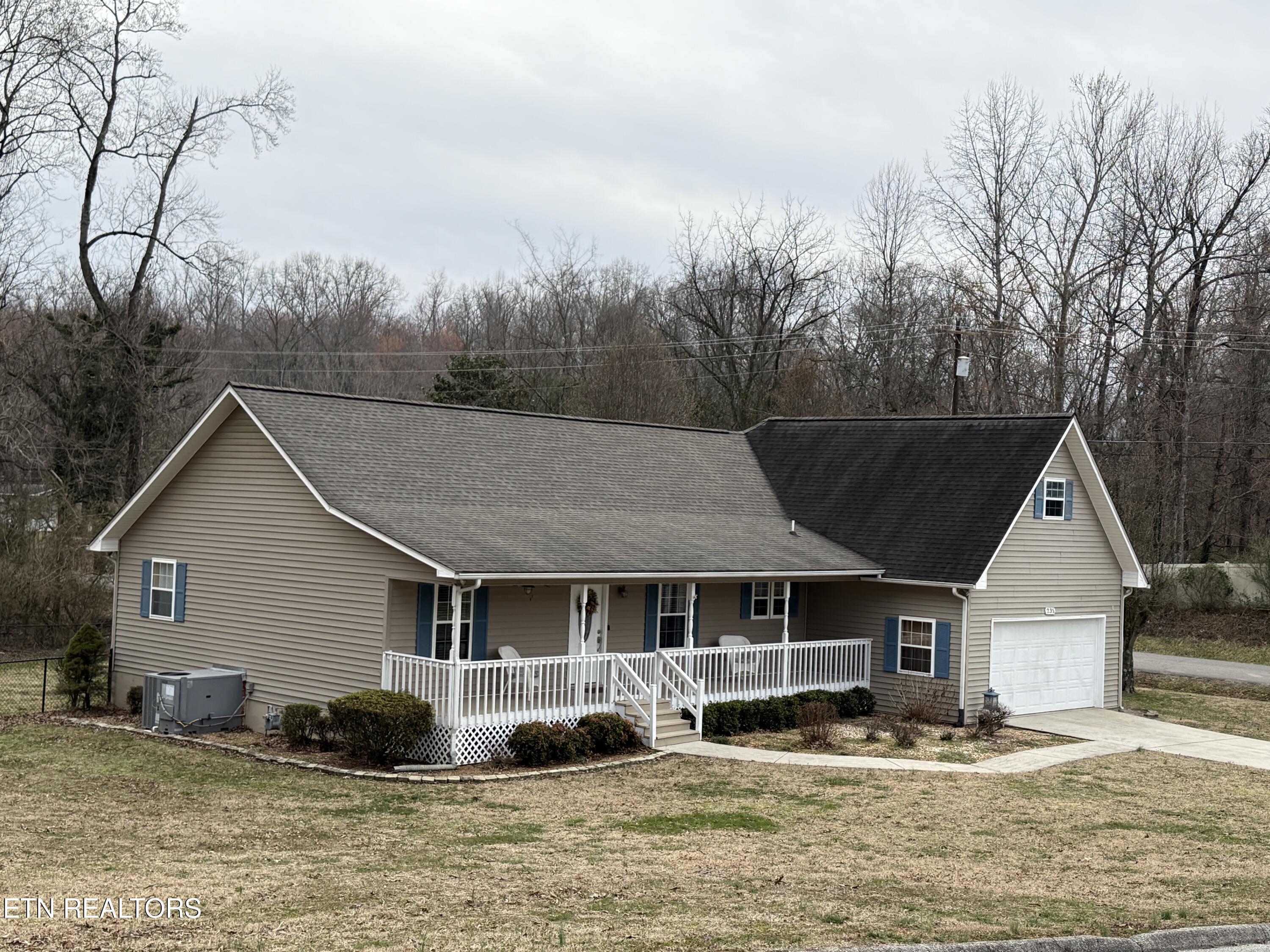 235 Van Stowe Road Harriman TN 37748