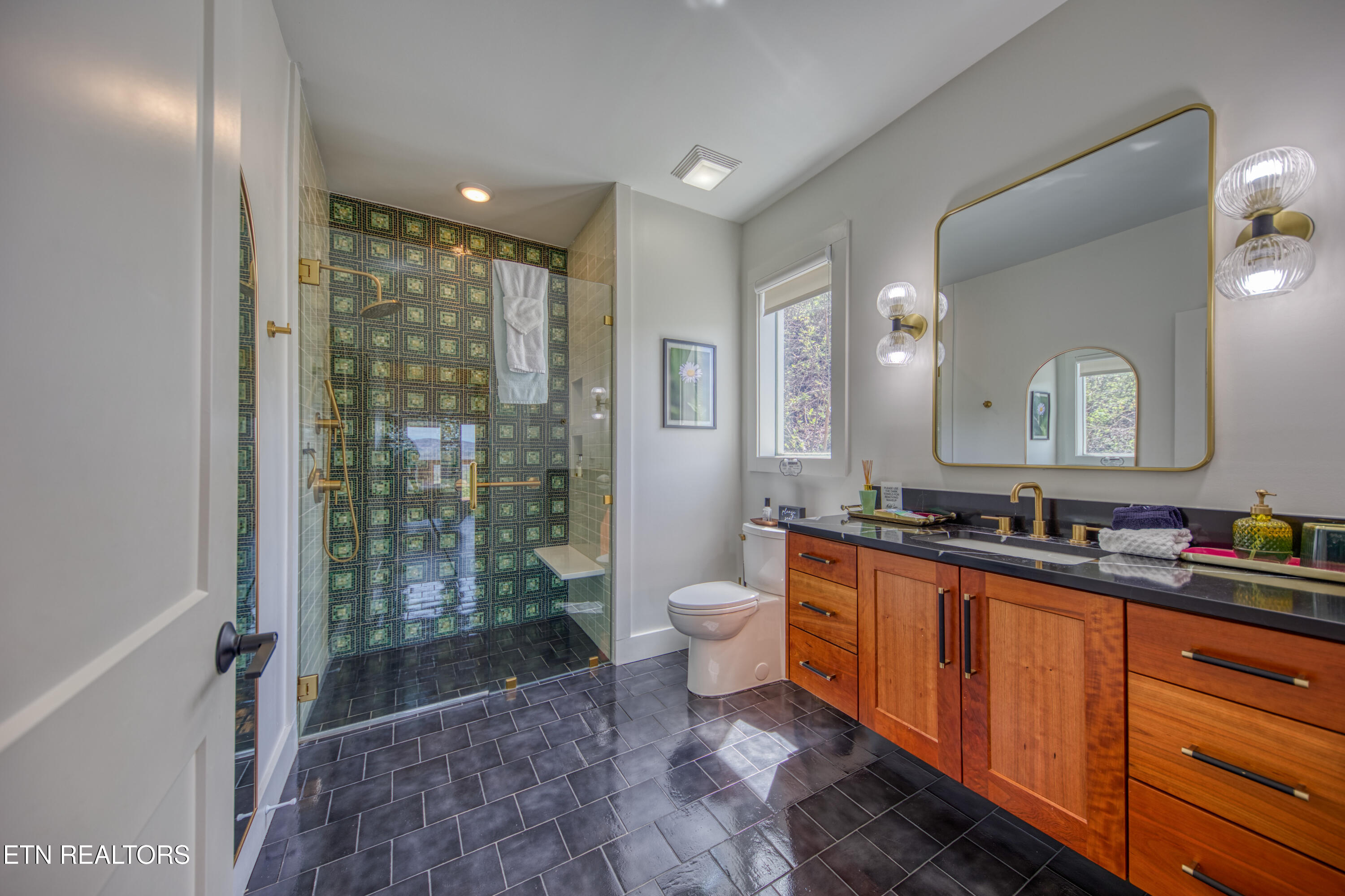 3322 Sugar Maple Loop Road Sevierville TN 37862