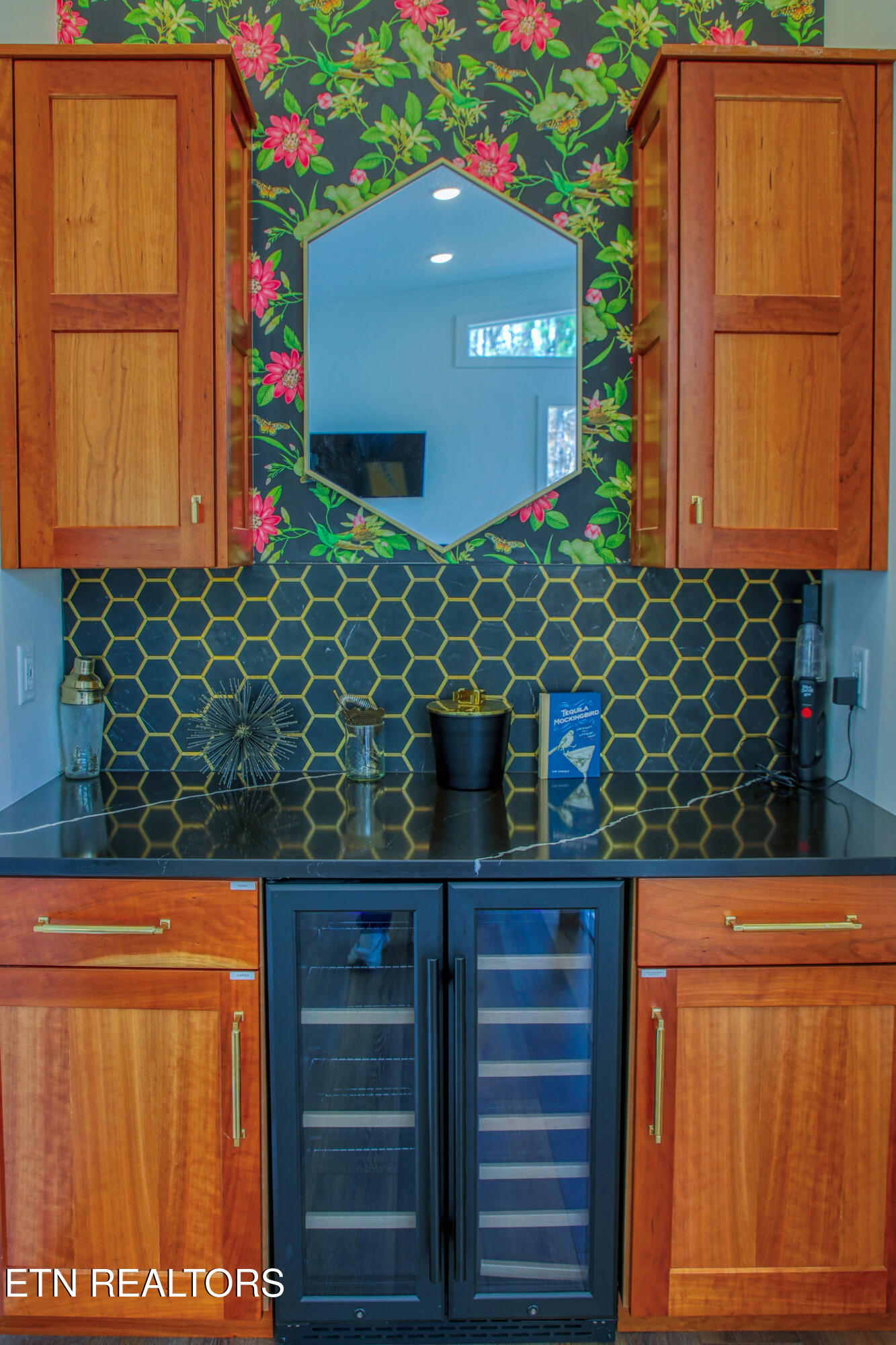 3322 Sugar Maple Loop Road Sevierville TN 37862