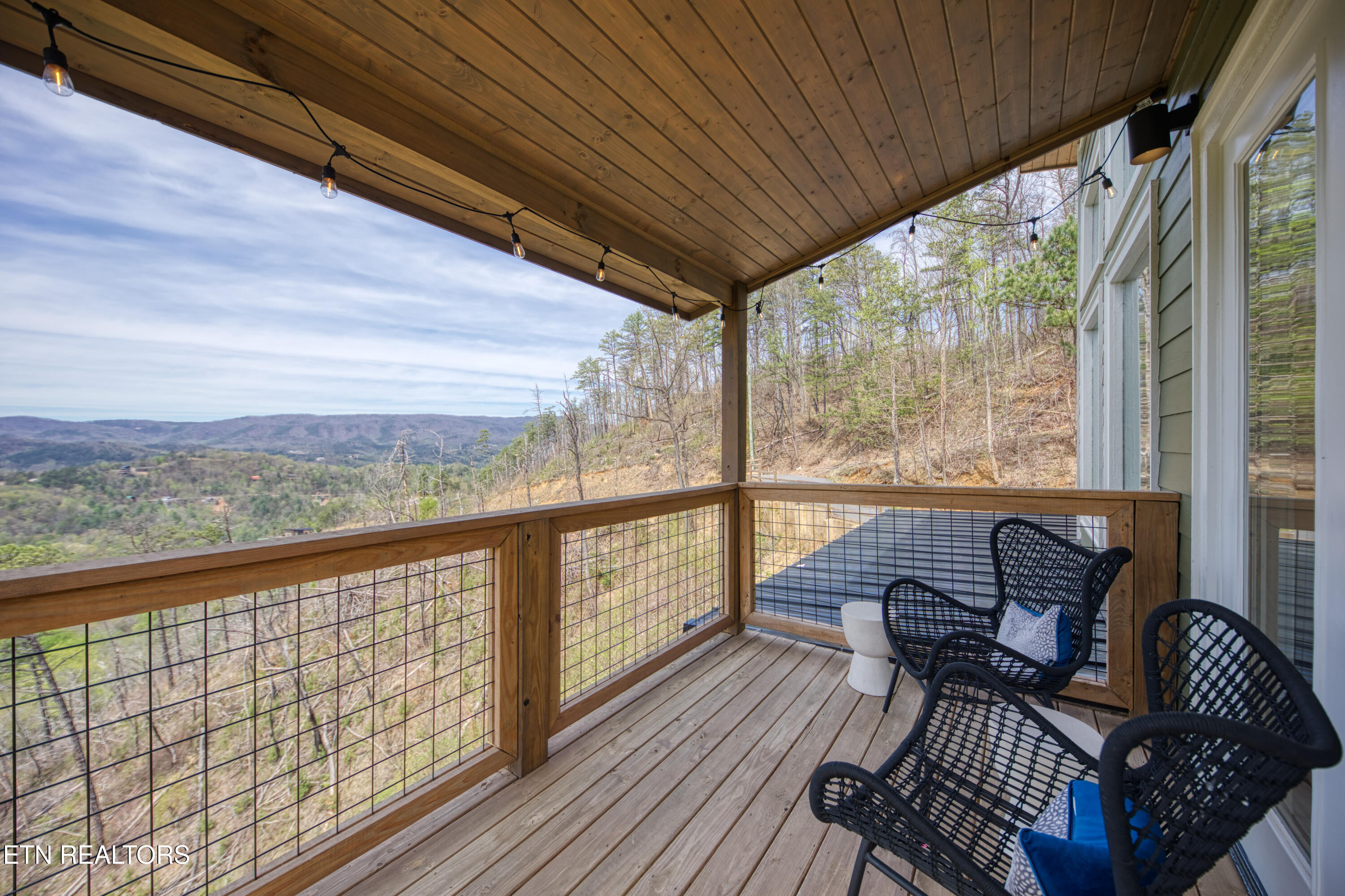 3322 Sugar Maple Loop Road Sevierville TN 37862