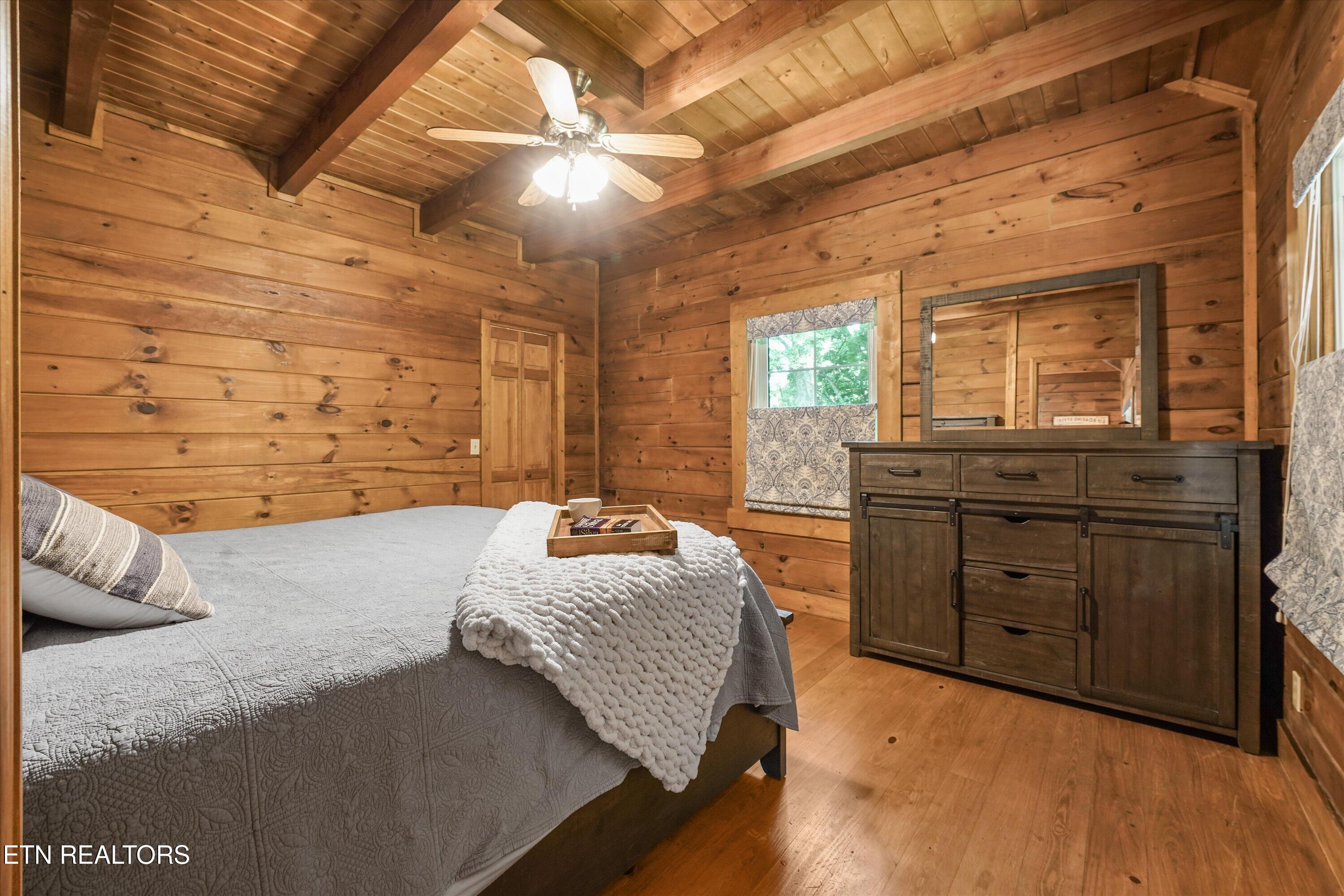 1626 Sequoyah Drive Mooresburg TN 37811