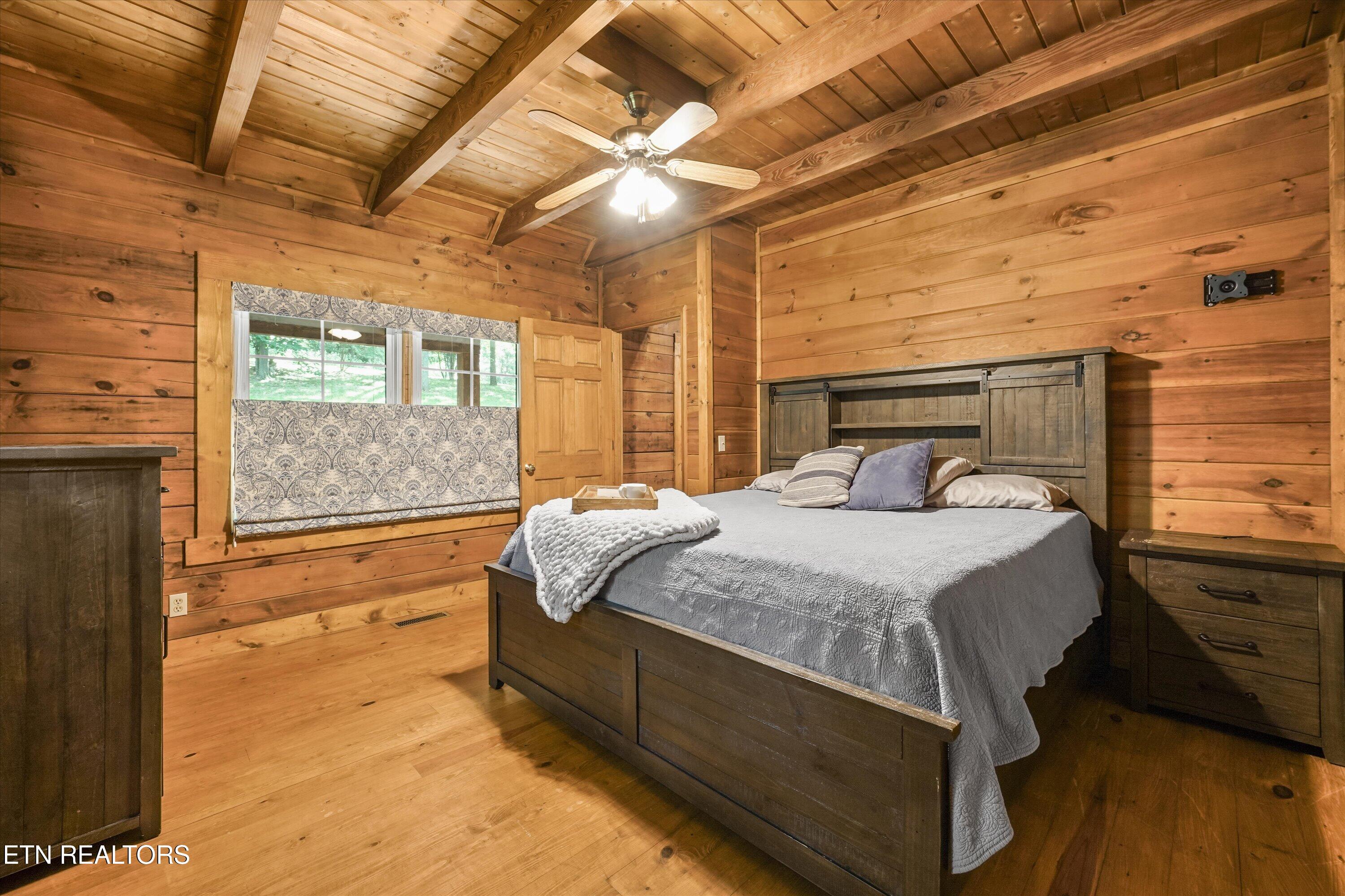 1626 Sequoyah Drive Mooresburg TN 37811
