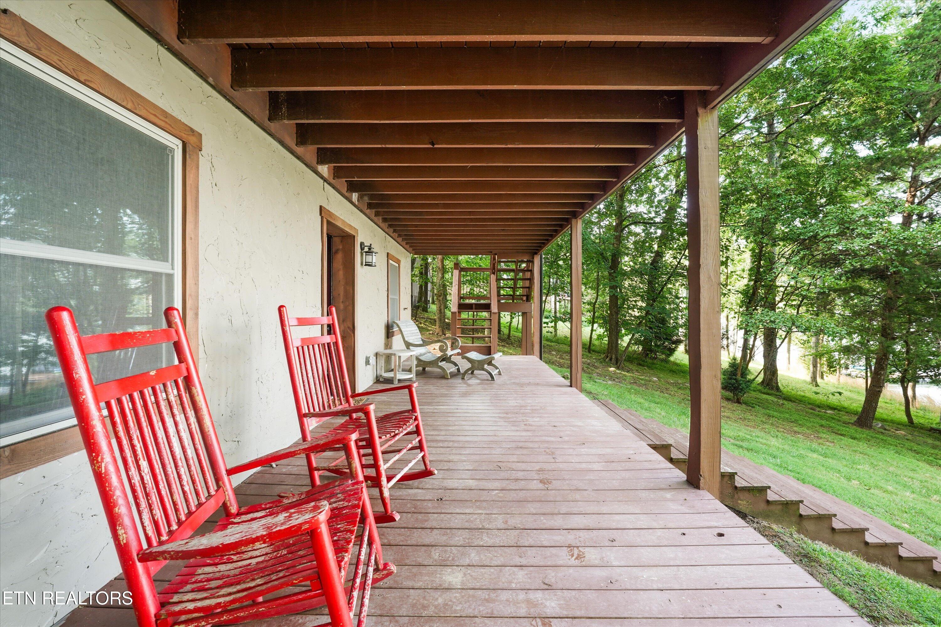 1626 Sequoyah Drive Mooresburg TN 37811