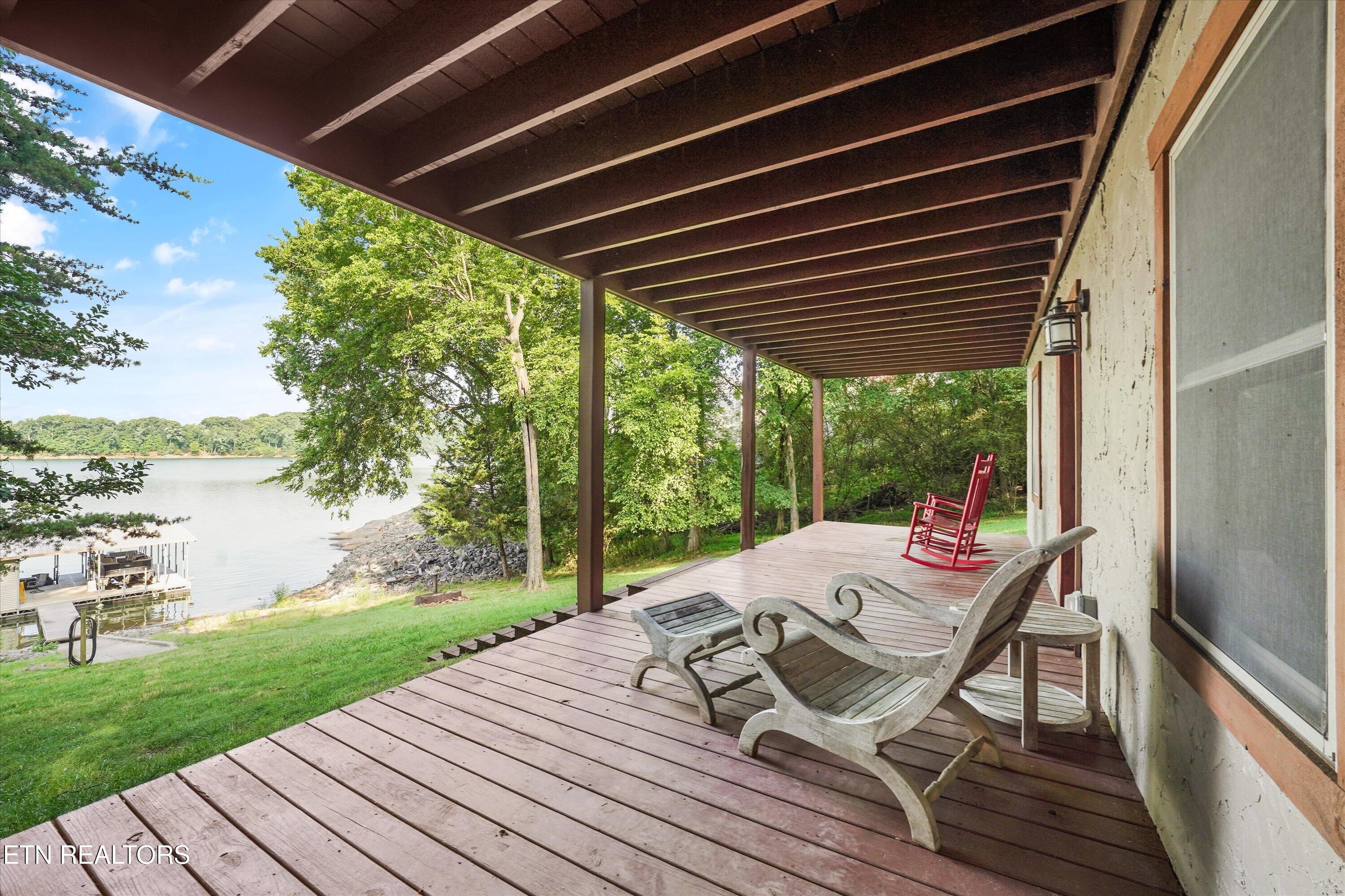 1626 Sequoyah Drive Mooresburg TN 37811