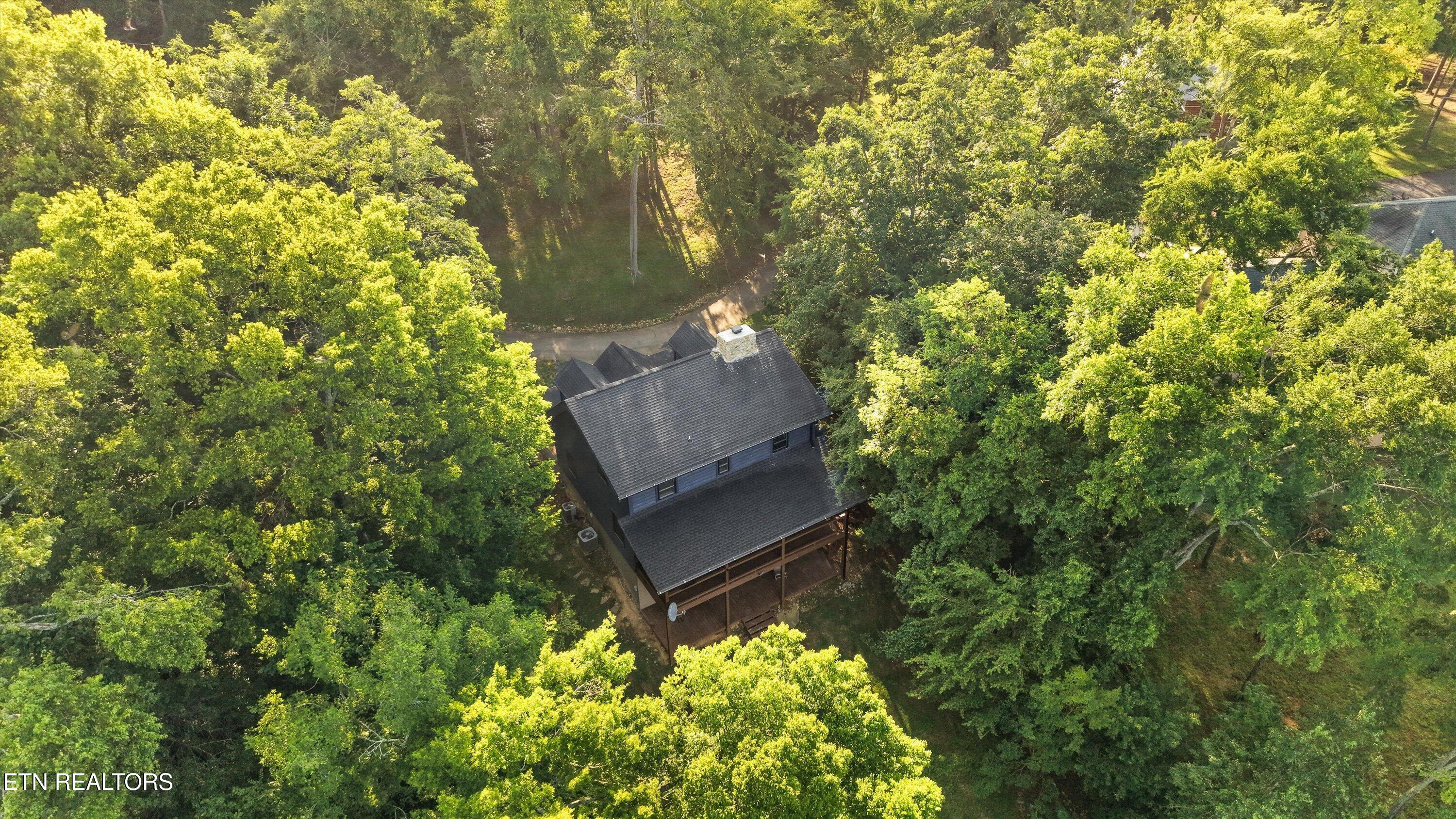 1626 Sequoyah Drive Mooresburg TN 37811