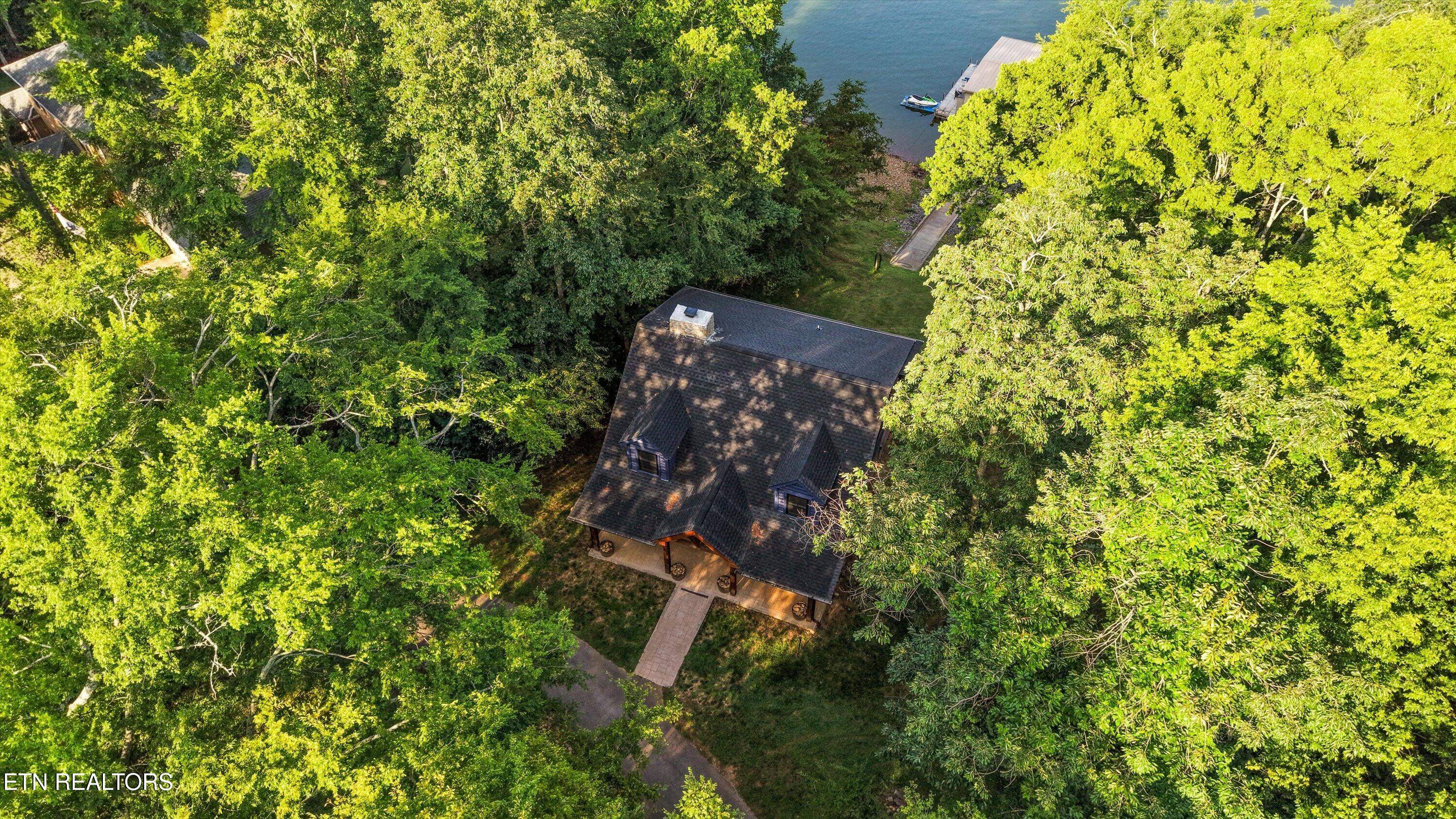 1626 Sequoyah Drive Mooresburg TN 37811