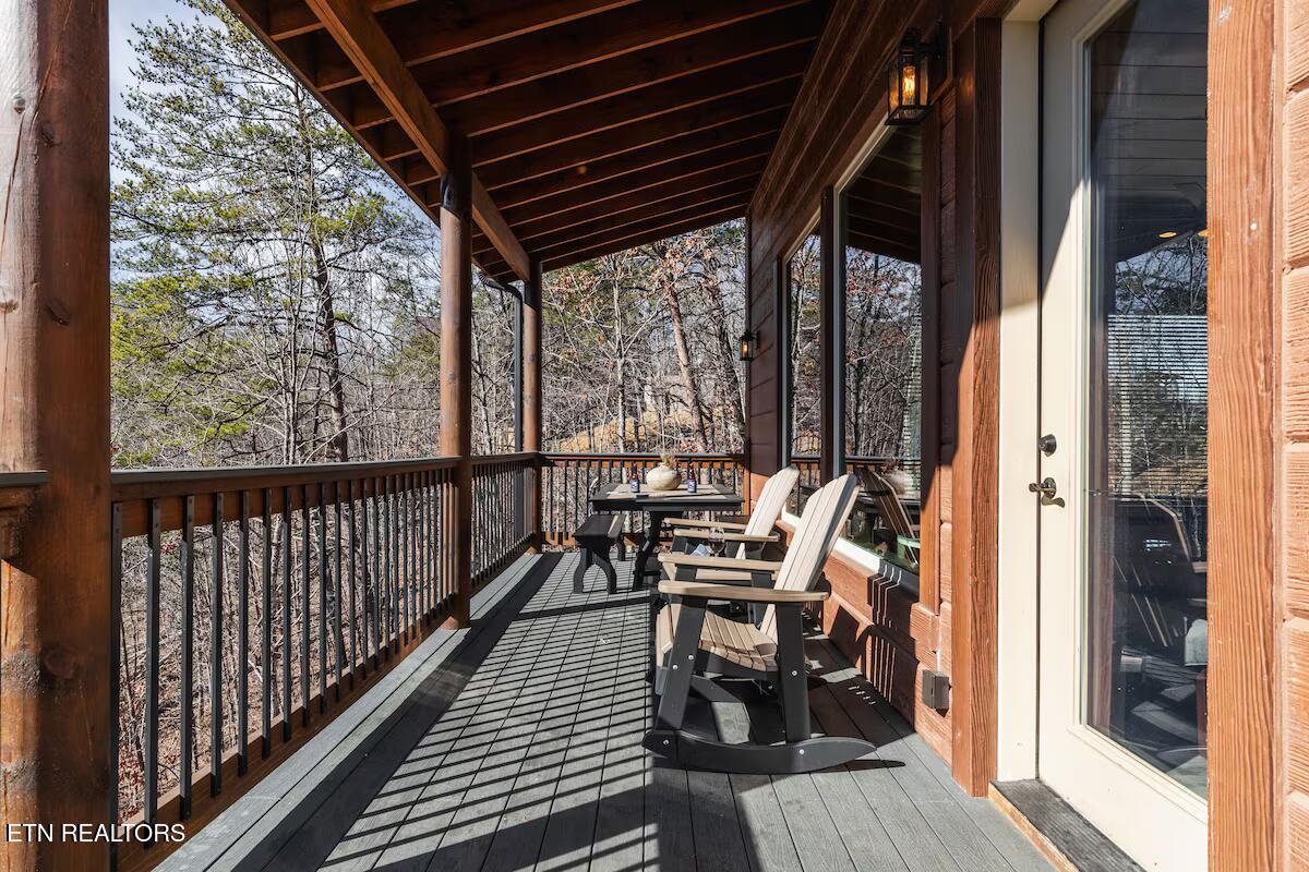 2110 Elk Pass Lane Sevierville TN 37876