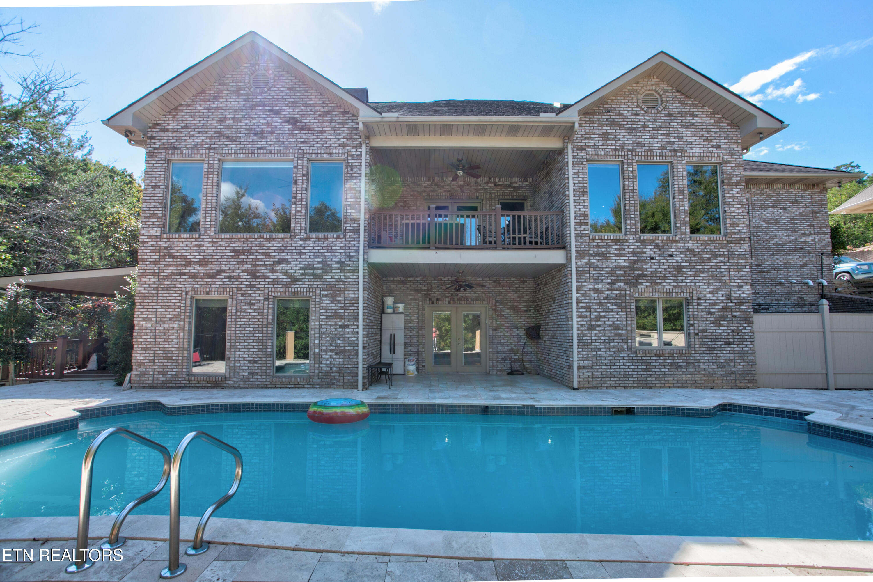 544 Kings Hills Boulevard Pigeon Forge TN 37863