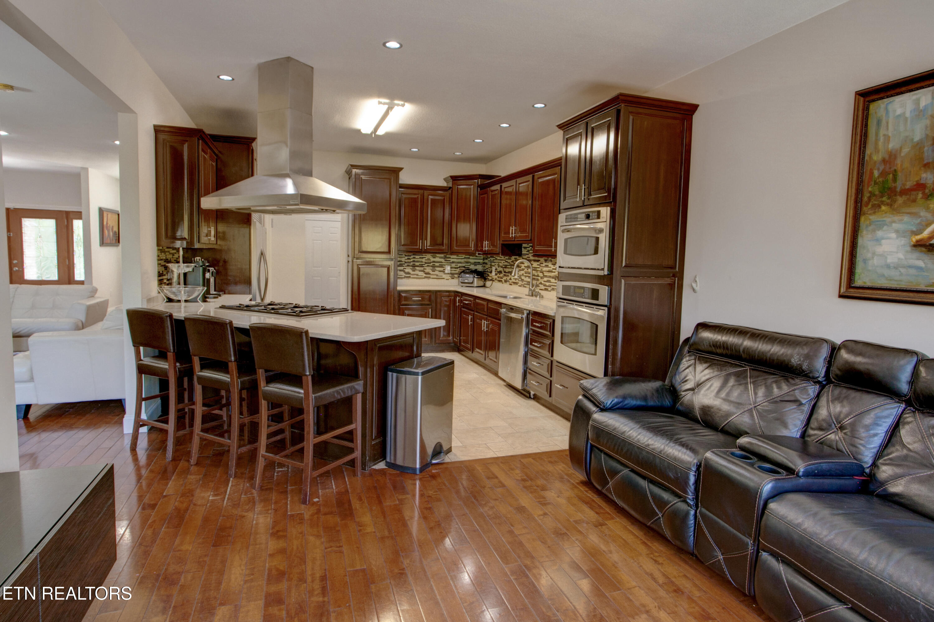 544 Kings Hills Boulevard Pigeon Forge TN 37863