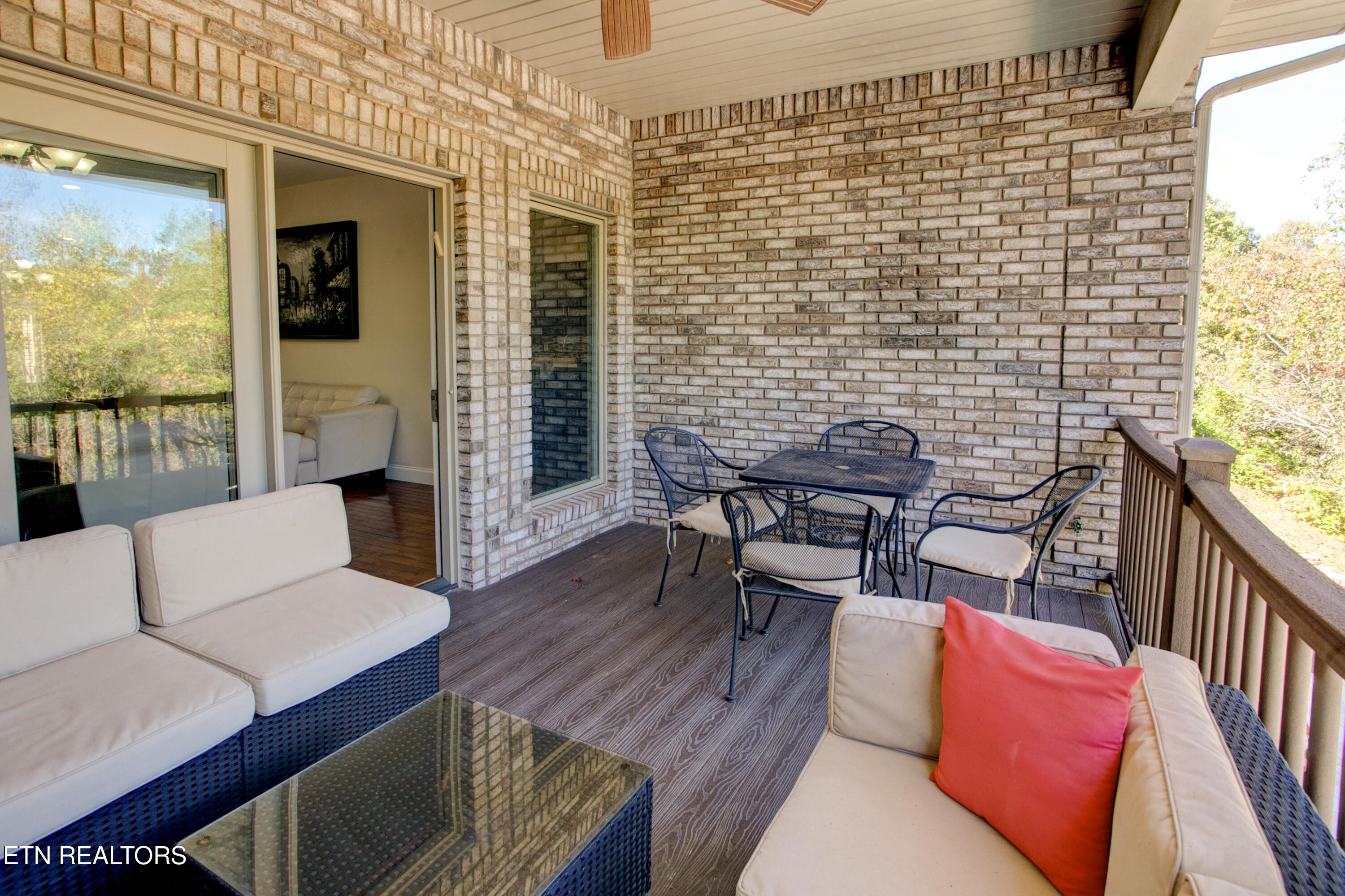 544 Kings Hills Boulevard Pigeon Forge TN 37863