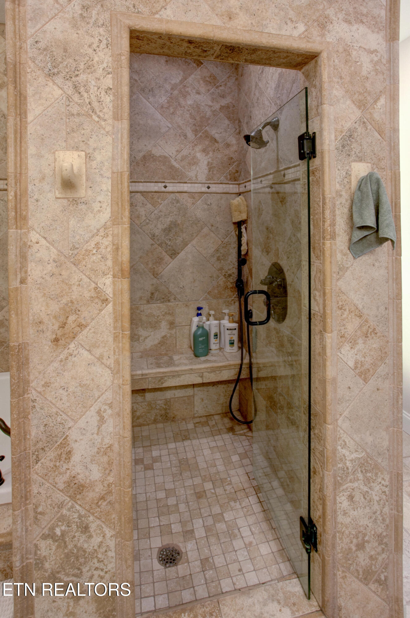 544 Kings Hills Boulevard Pigeon Forge TN 37863