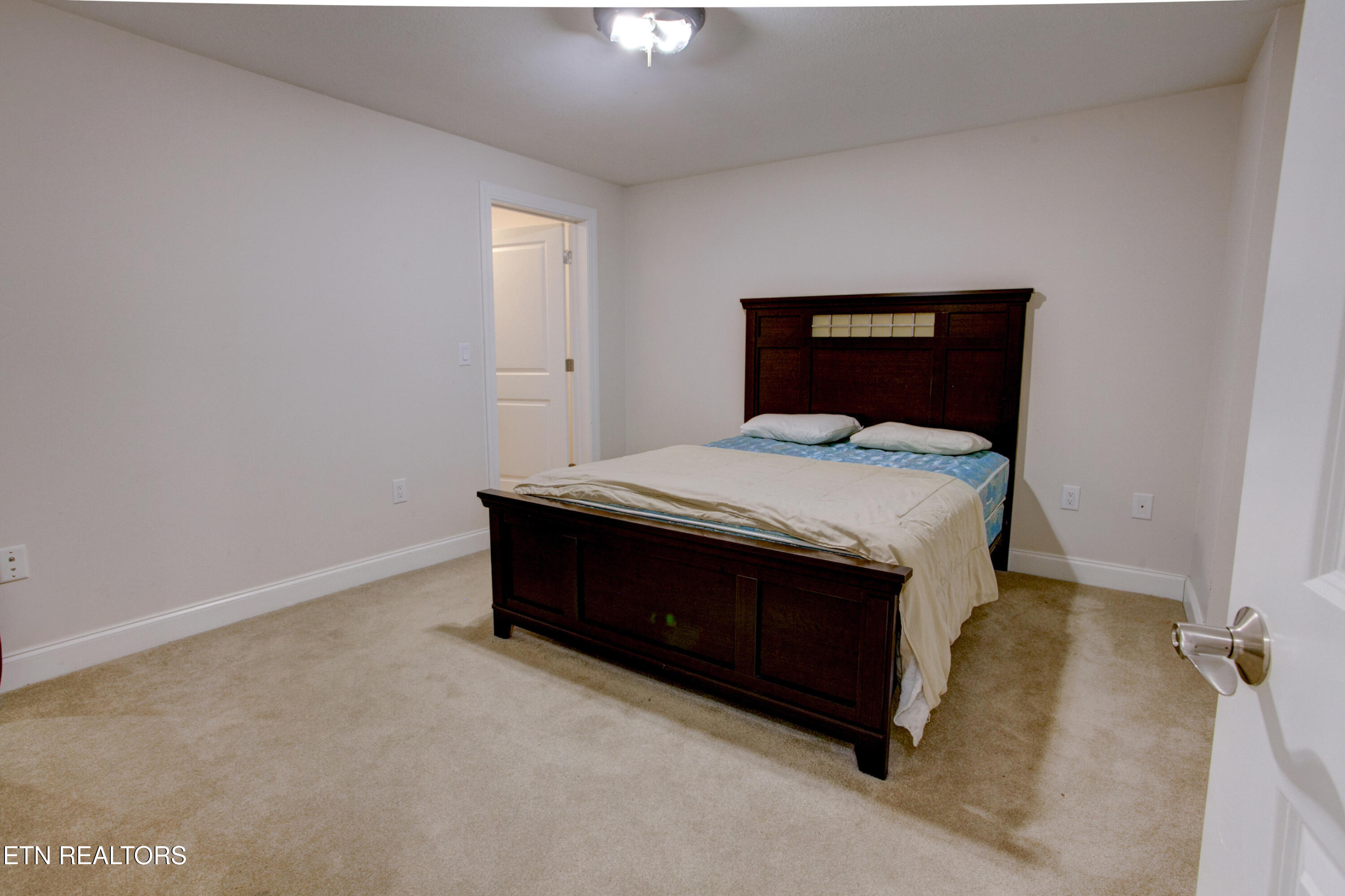 544 Kings Hills Boulevard Pigeon Forge TN 37863